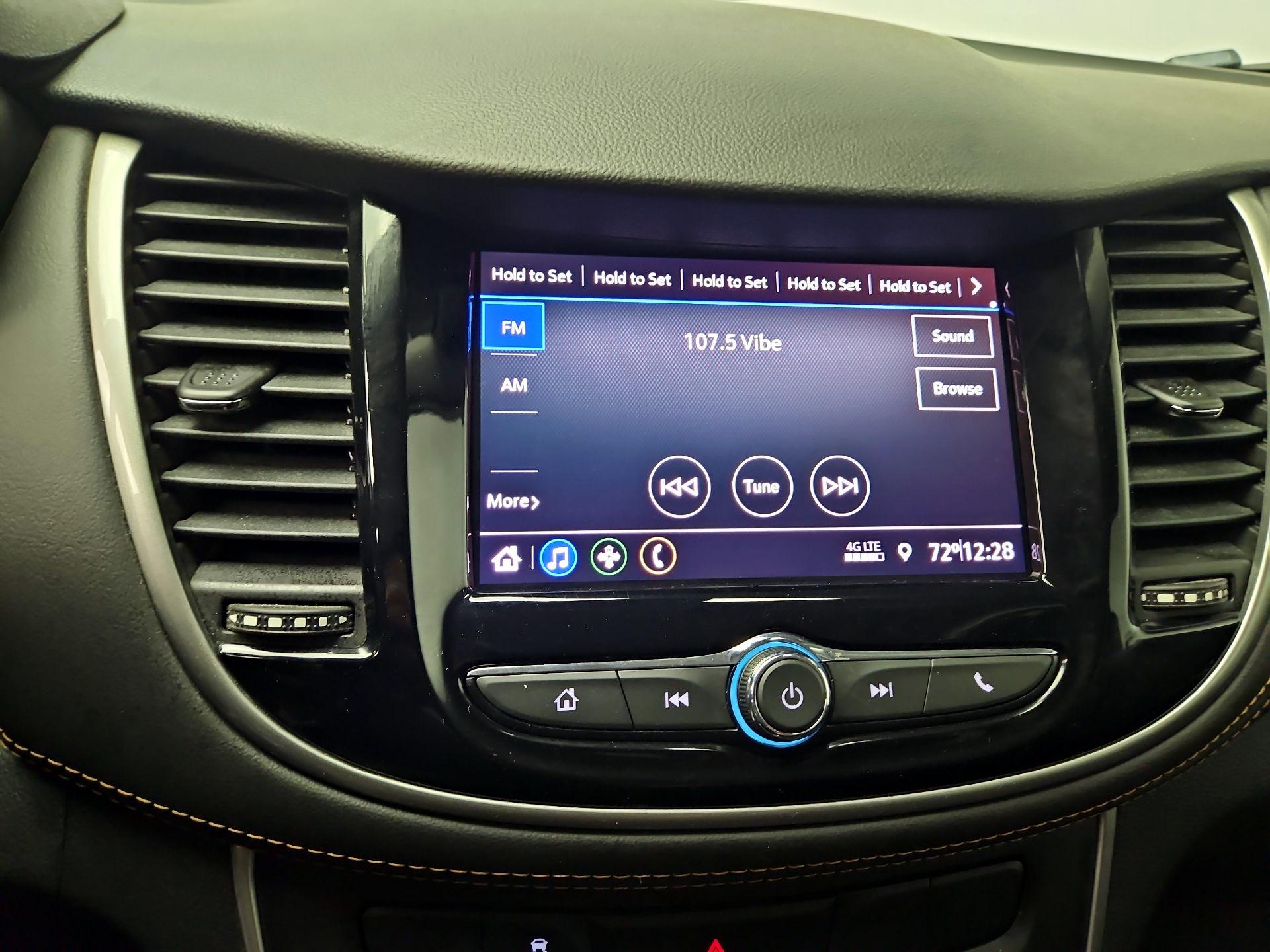 Thumbnail: 2020 Chevrolet Trax - 15