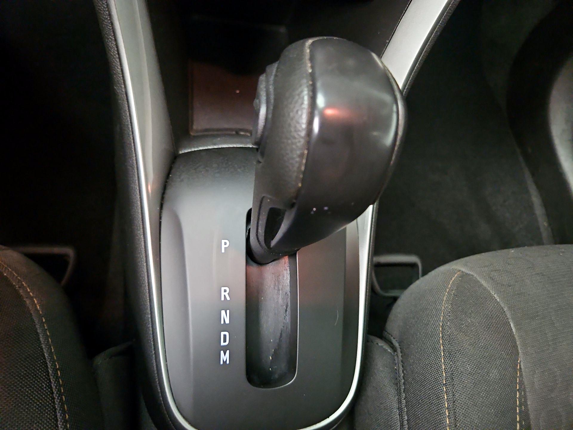 Thumbnail: 2020 Chevrolet Trax - 17