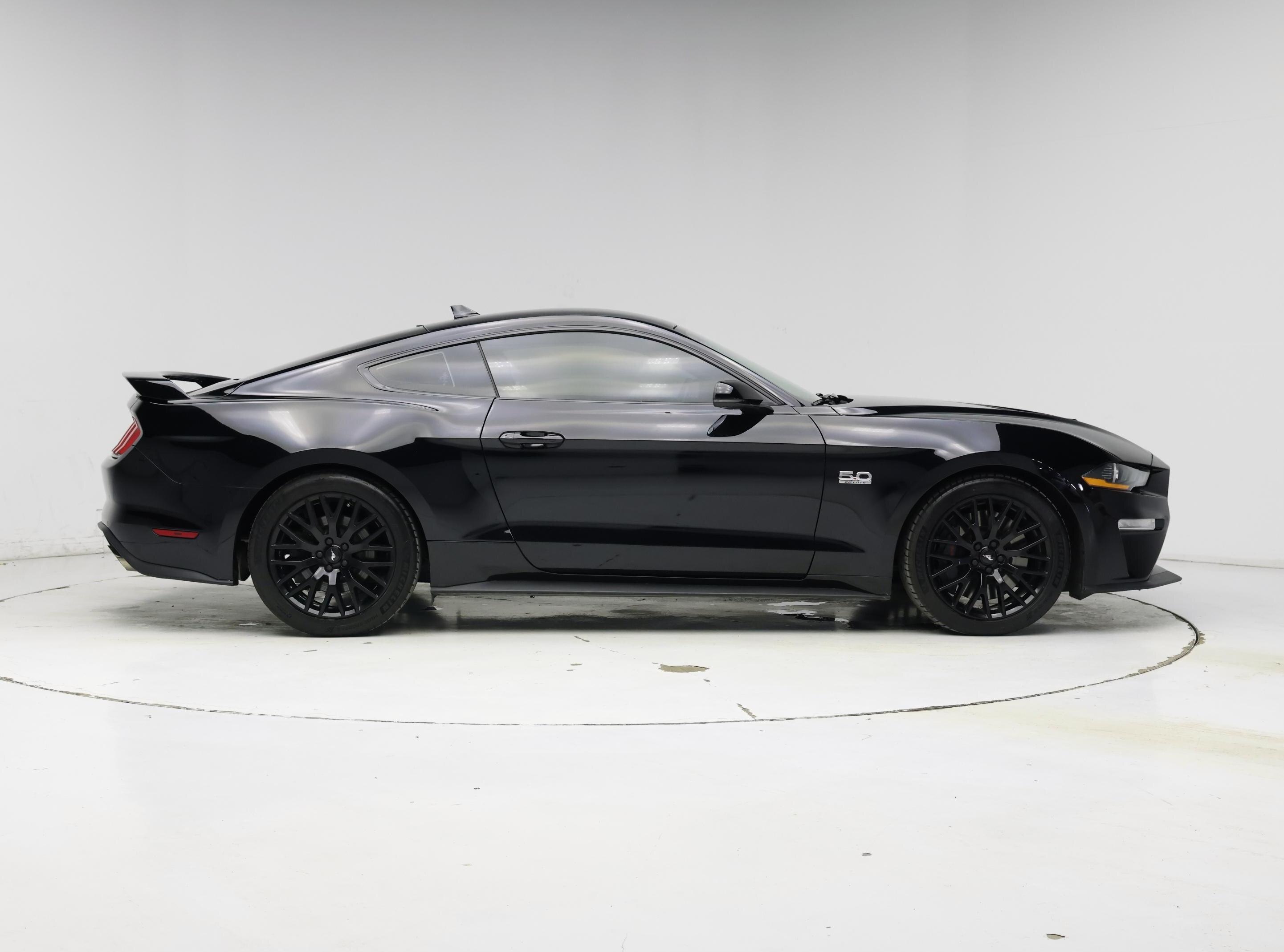 Thumbnail: 2020 Ford Mustang - 7