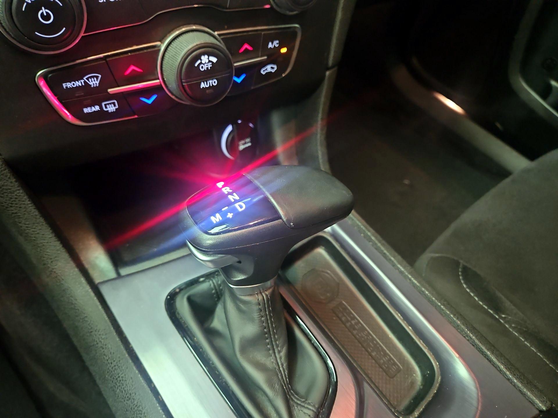 Thumbnail: 2018 Dodge Charger - 18