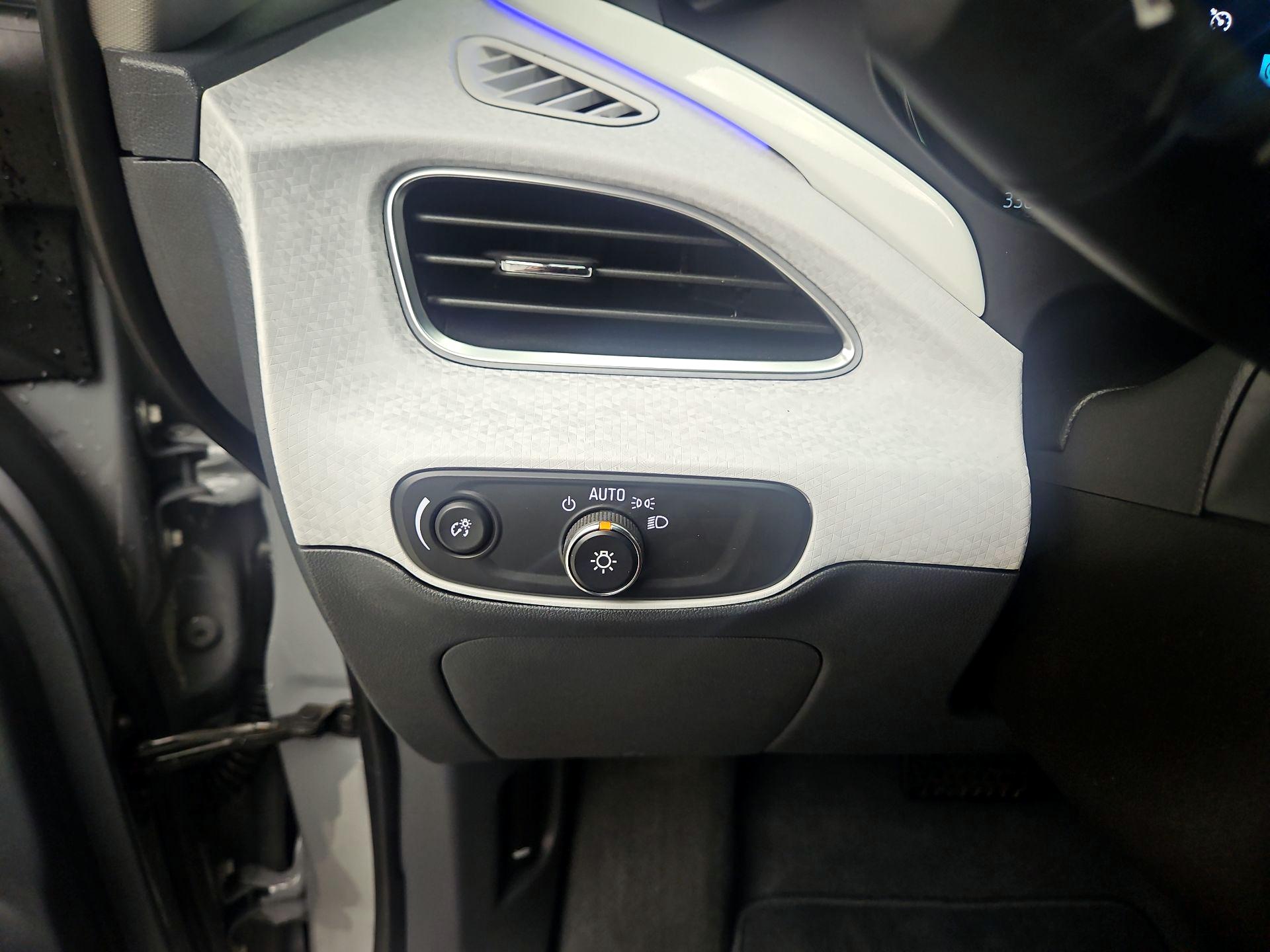 Thumbnail: 2021 Chevrolet Bolt EV - 13