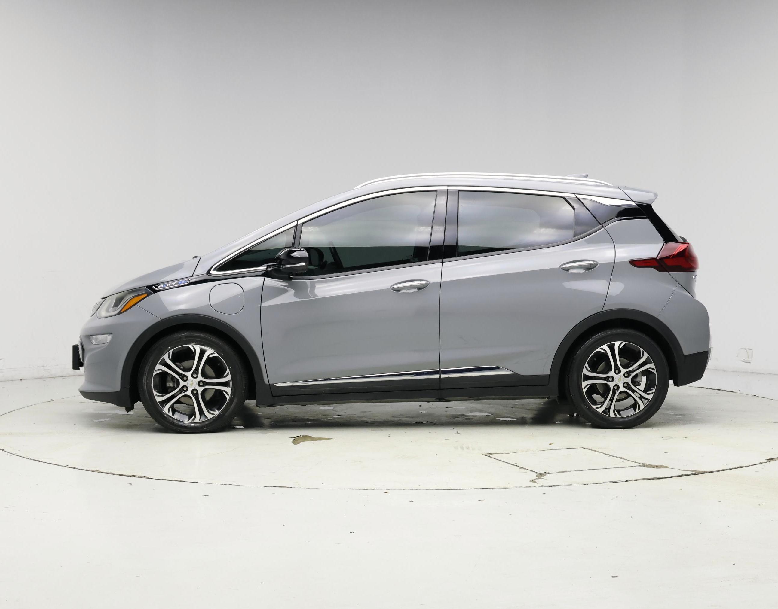 Thumbnail: 2021 Chevrolet Bolt EV - 3