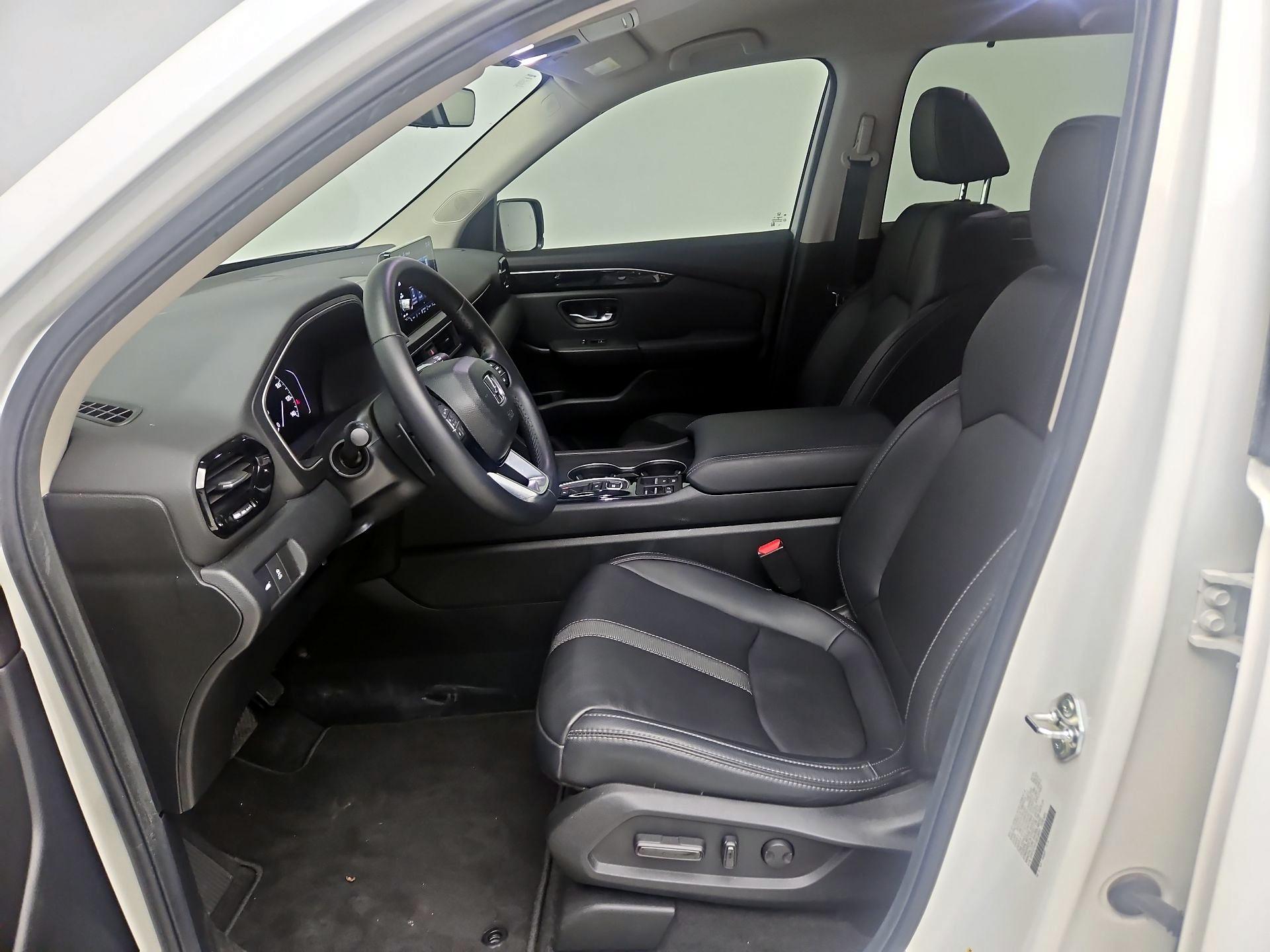Thumbnail: 2025 Honda Pilot - 11