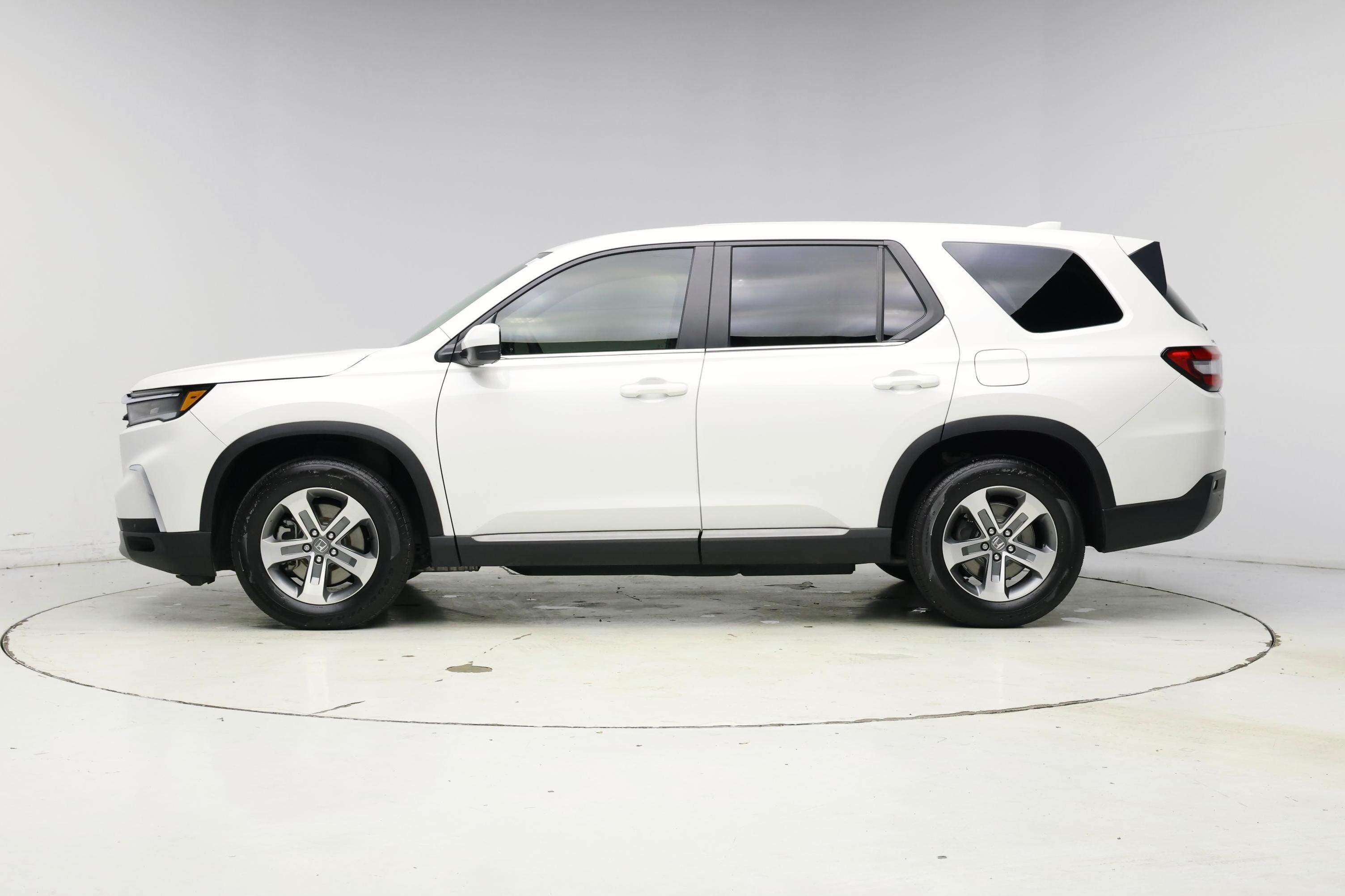 Thumbnail: 2025 Honda Pilot - 3