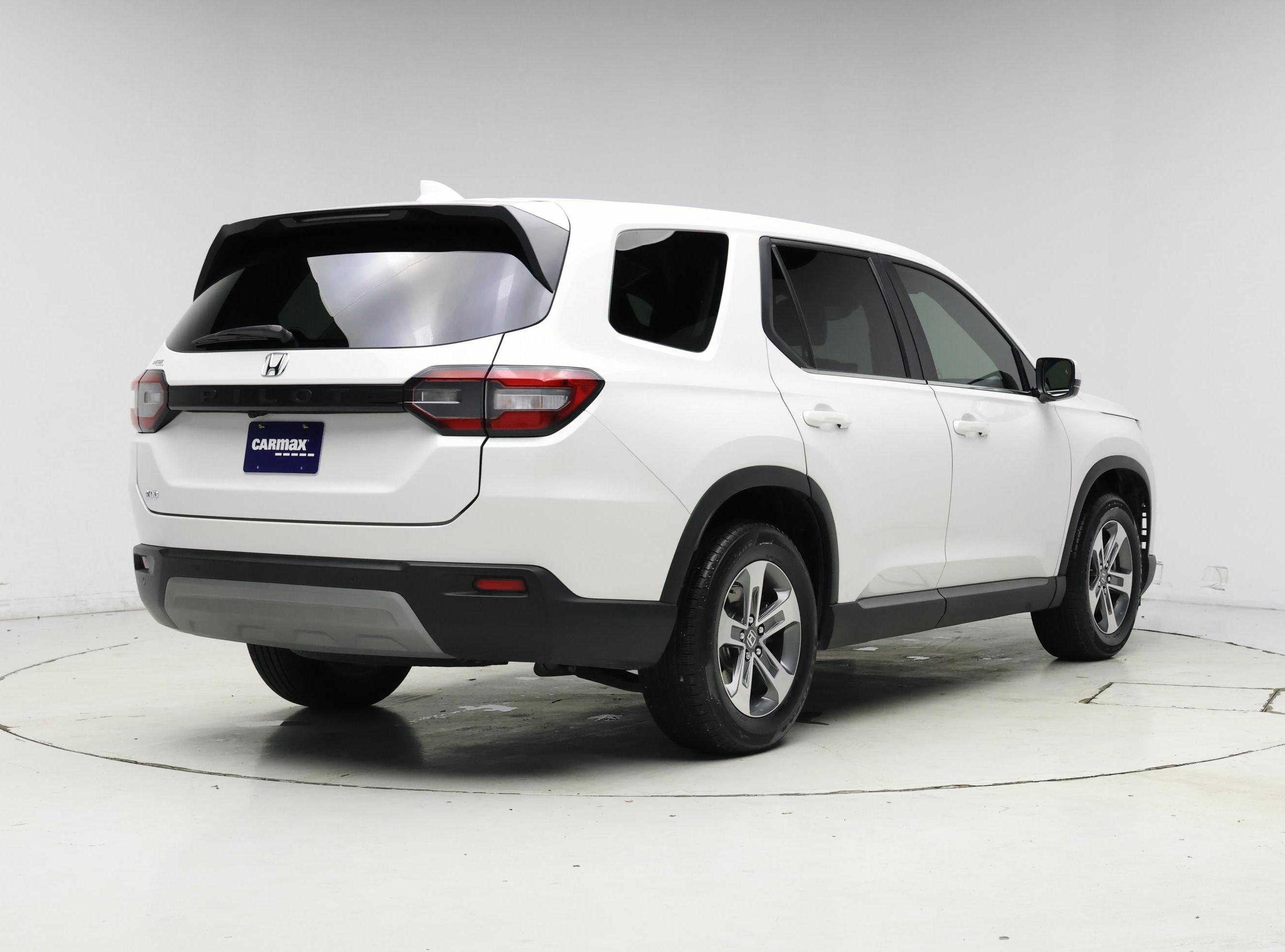 Thumbnail: 2025 Honda Pilot - 8
