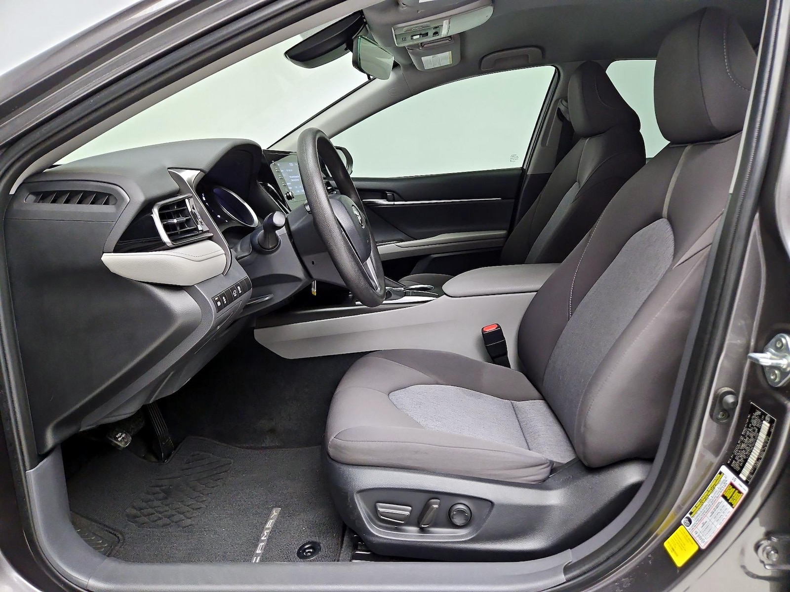 Power Seat(s) & Side Airbags