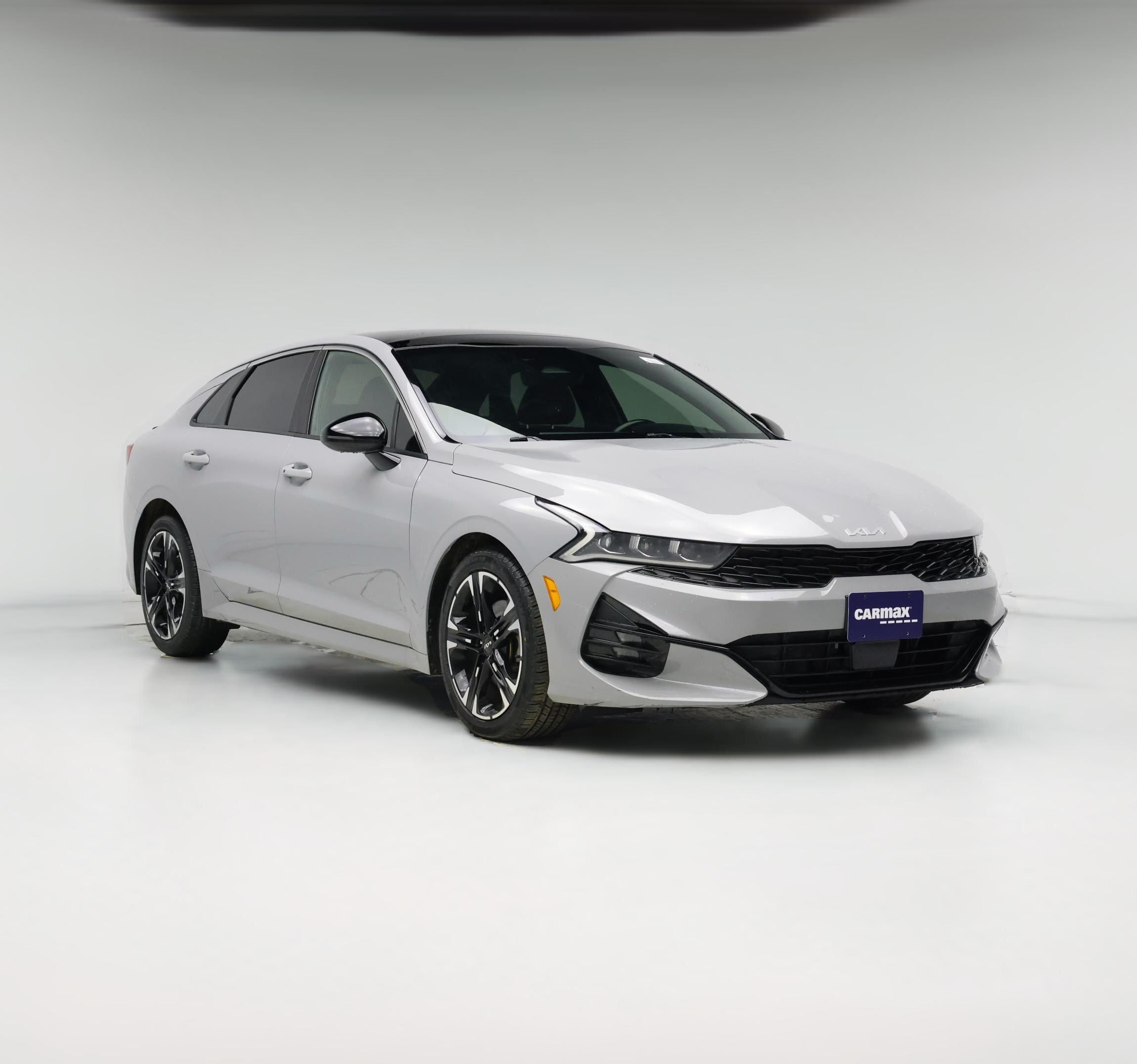 Thumbnail: 2023 Kia K5 - 1