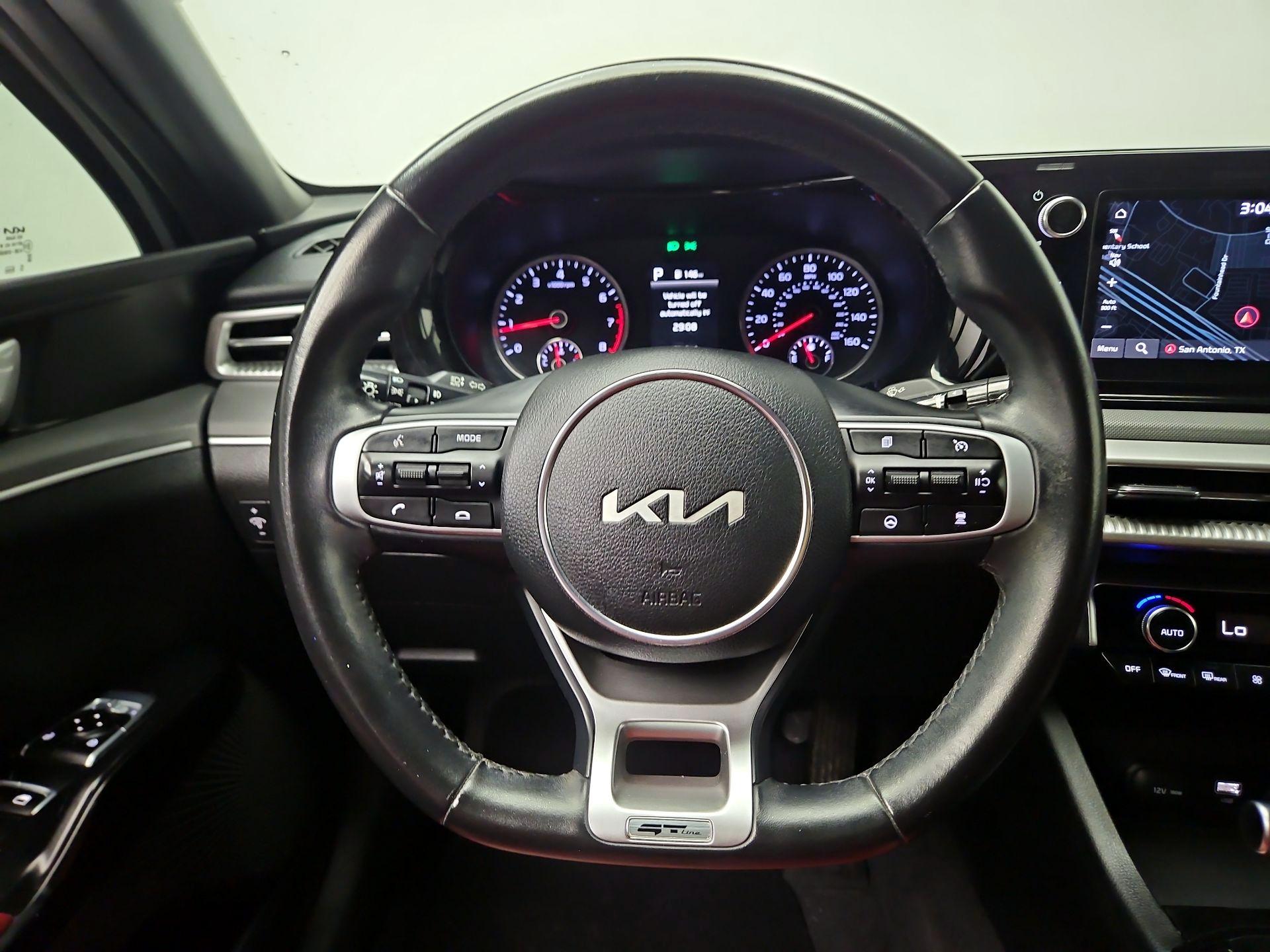 Thumbnail: 2023 Kia K5 - 10