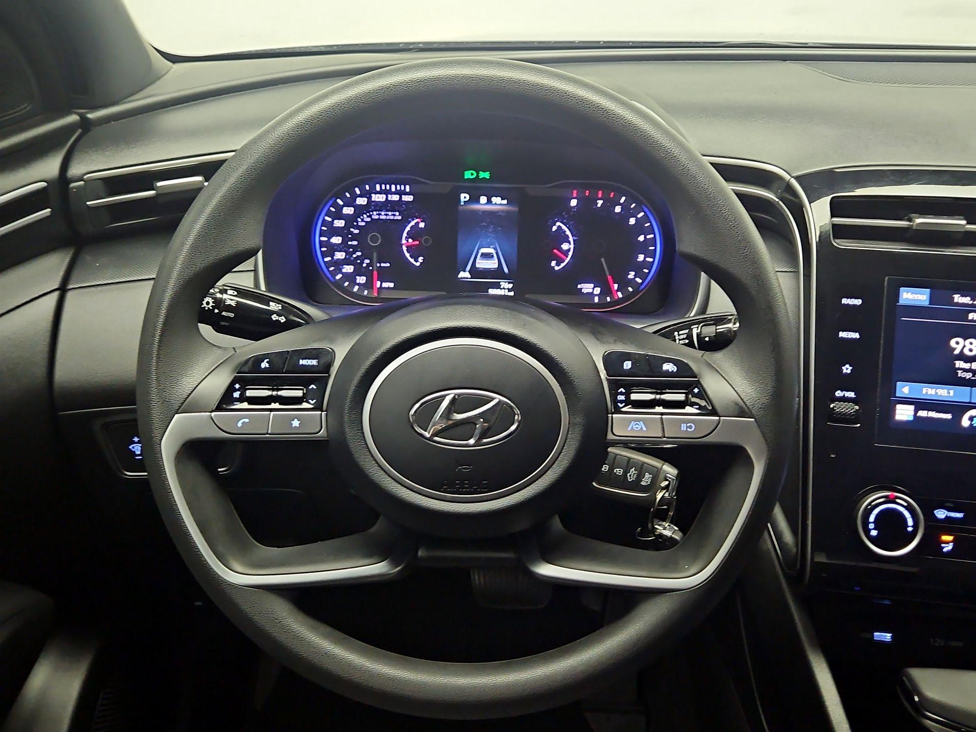 Thumbnail: 2023 Hyundai Santa Cruz - 10