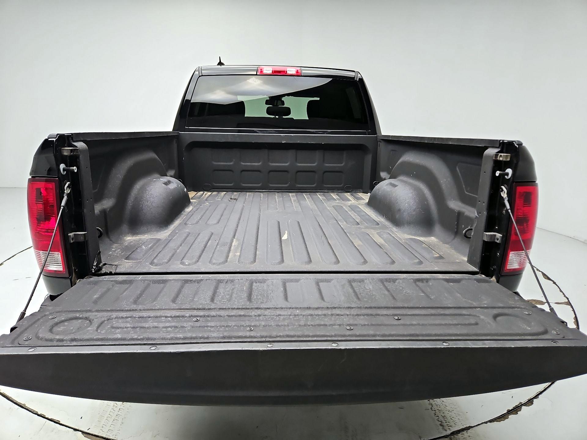 Thumbnail: 2024 RAM 1500 Classic - 20