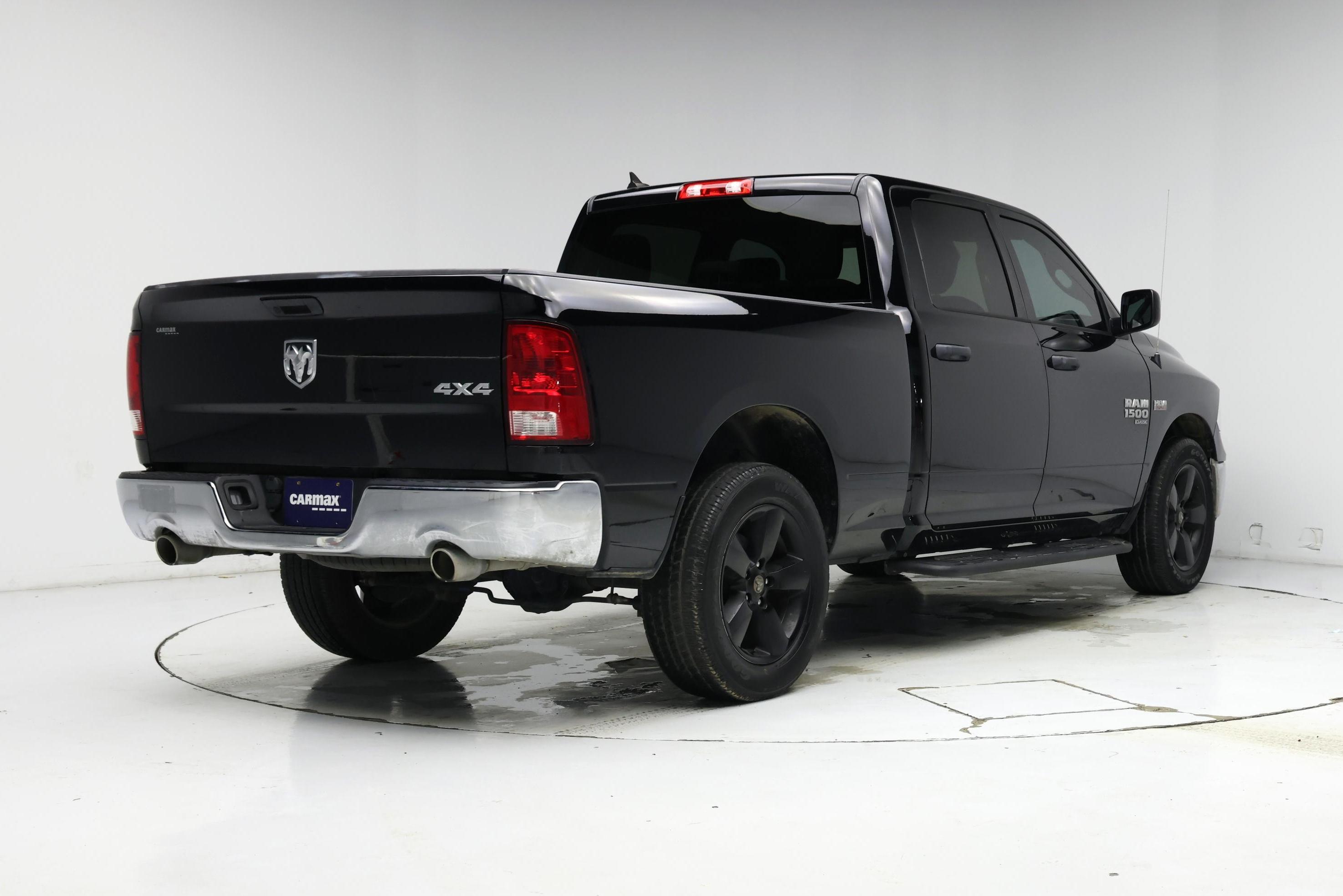 Thumbnail: 2024 RAM 1500 Classic - 8
