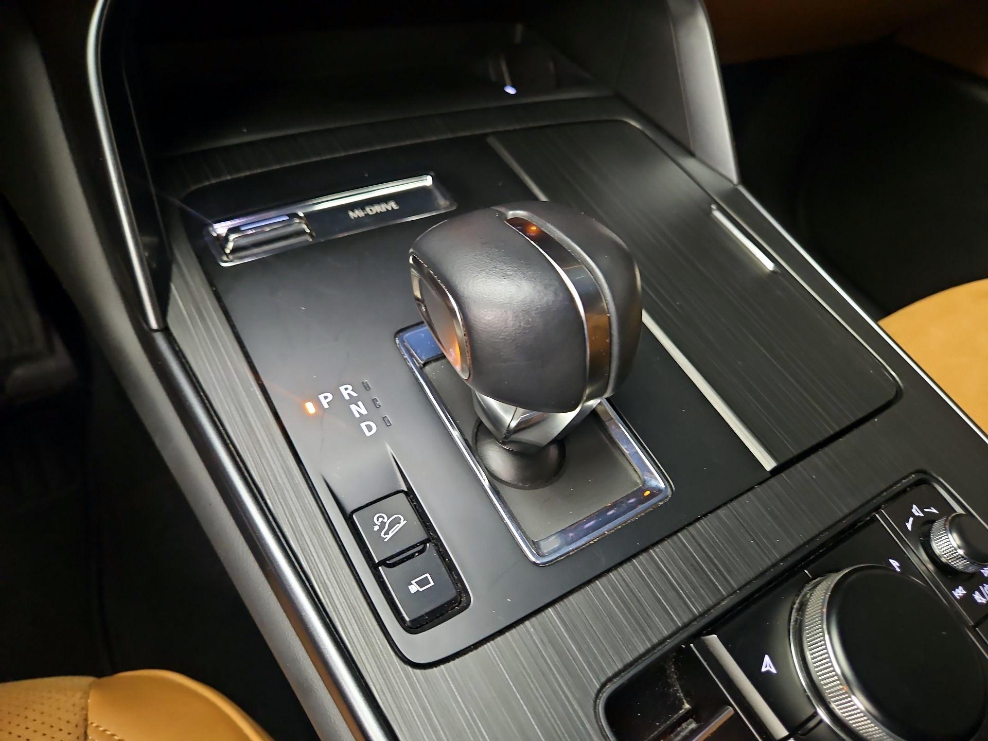 Thumbnail: 2024 Mazda CX-90 - 18