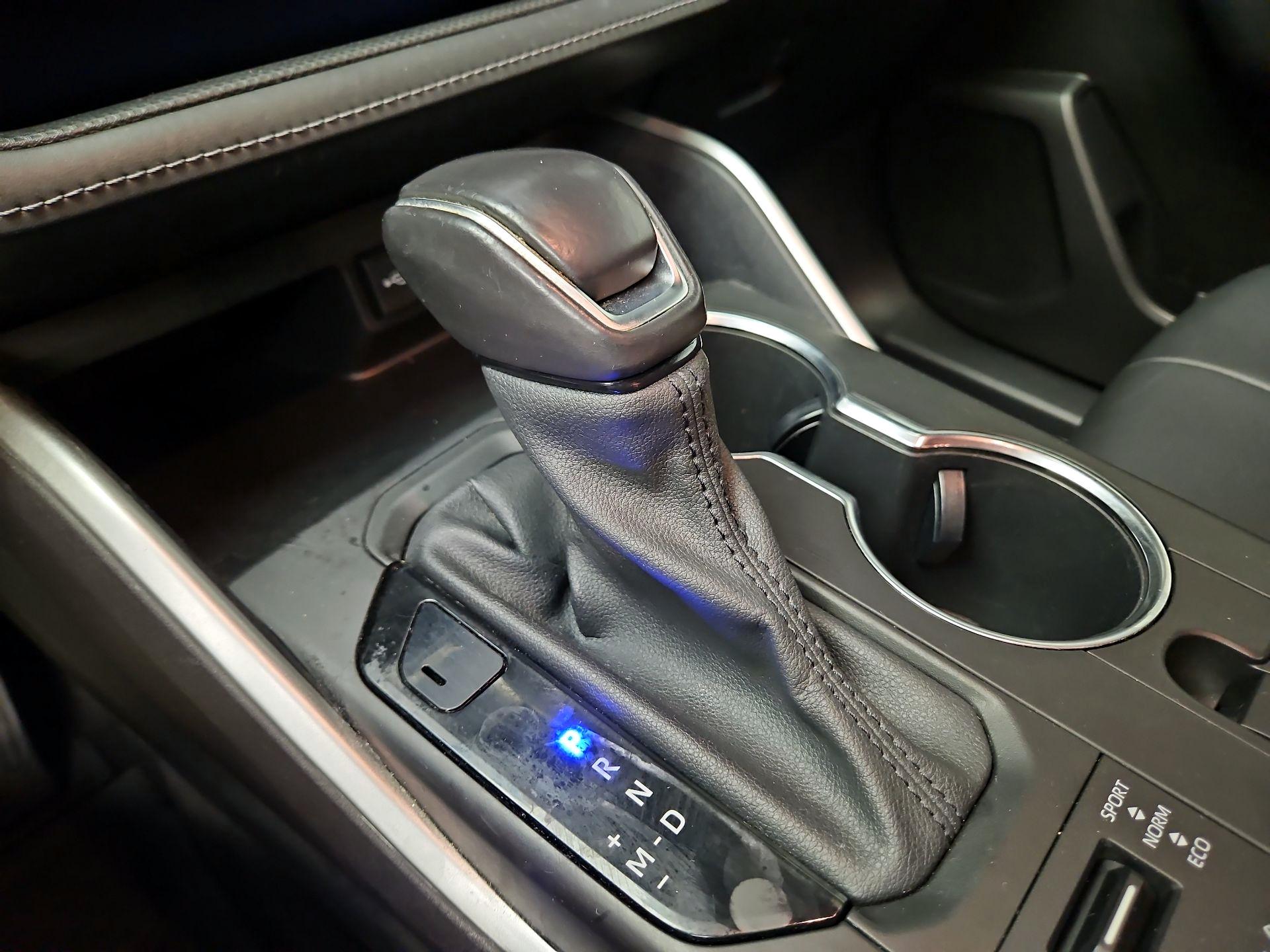 Thumbnail: 2021 Toyota Highlander - 17