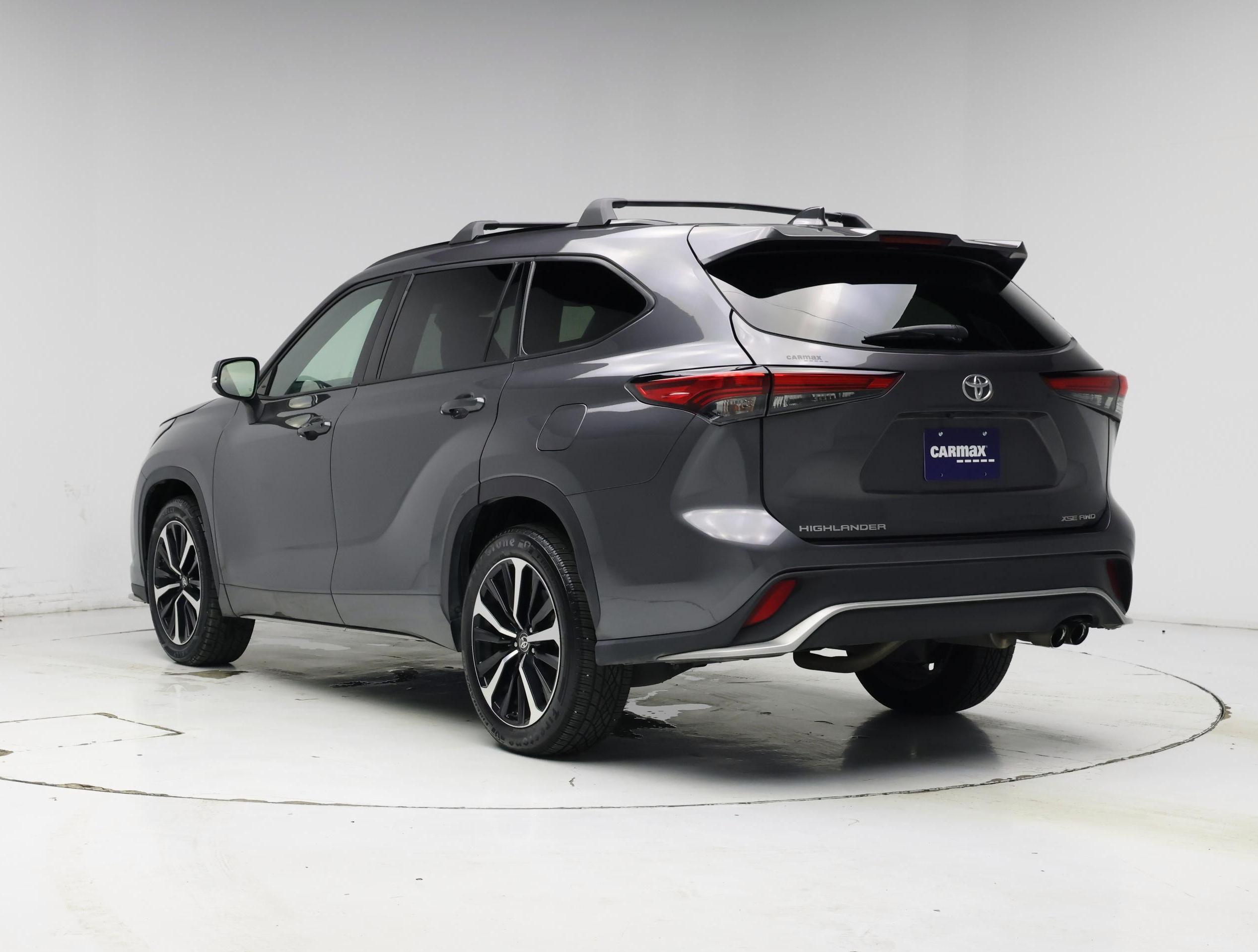 Thumbnail: 2021 Toyota Highlander - 2