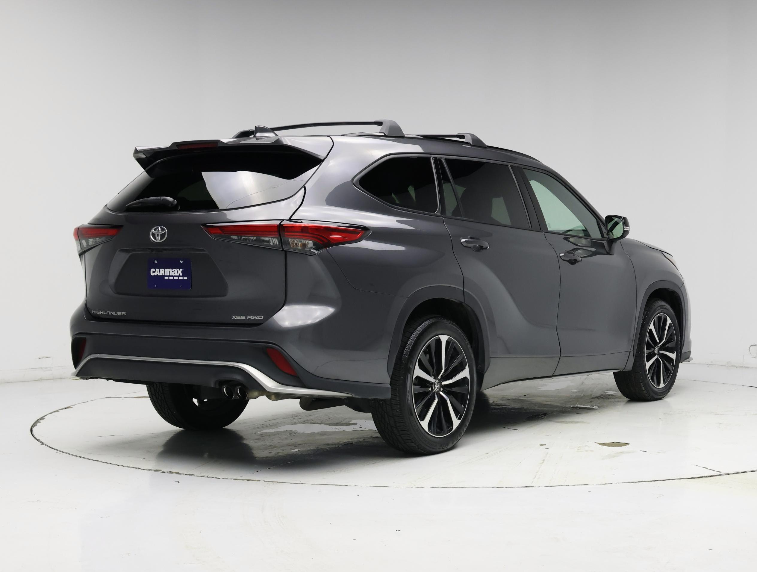 Thumbnail: 2021 Toyota Highlander - 8