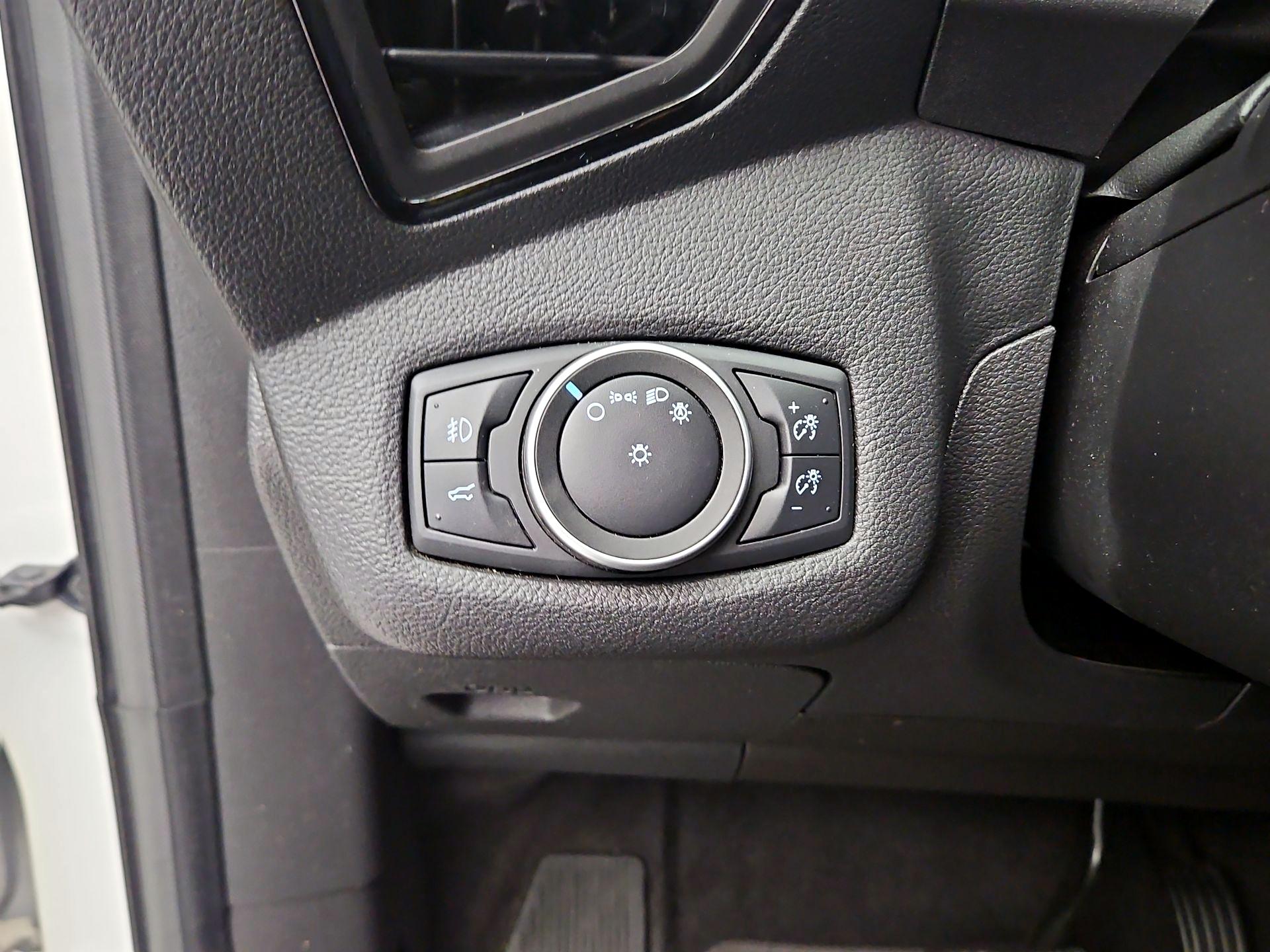 Thumbnail: 2018 Ford Escape - 13