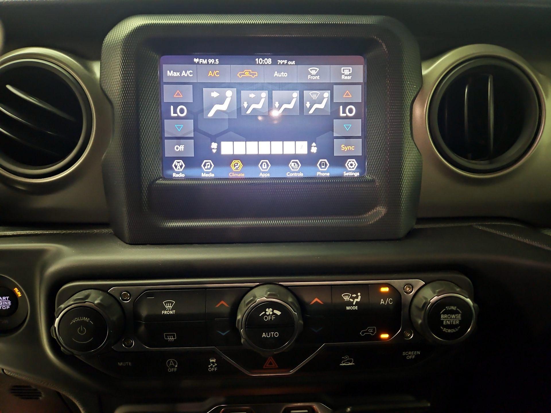Thumbnail: 2021 Jeep Gladiator - 16
