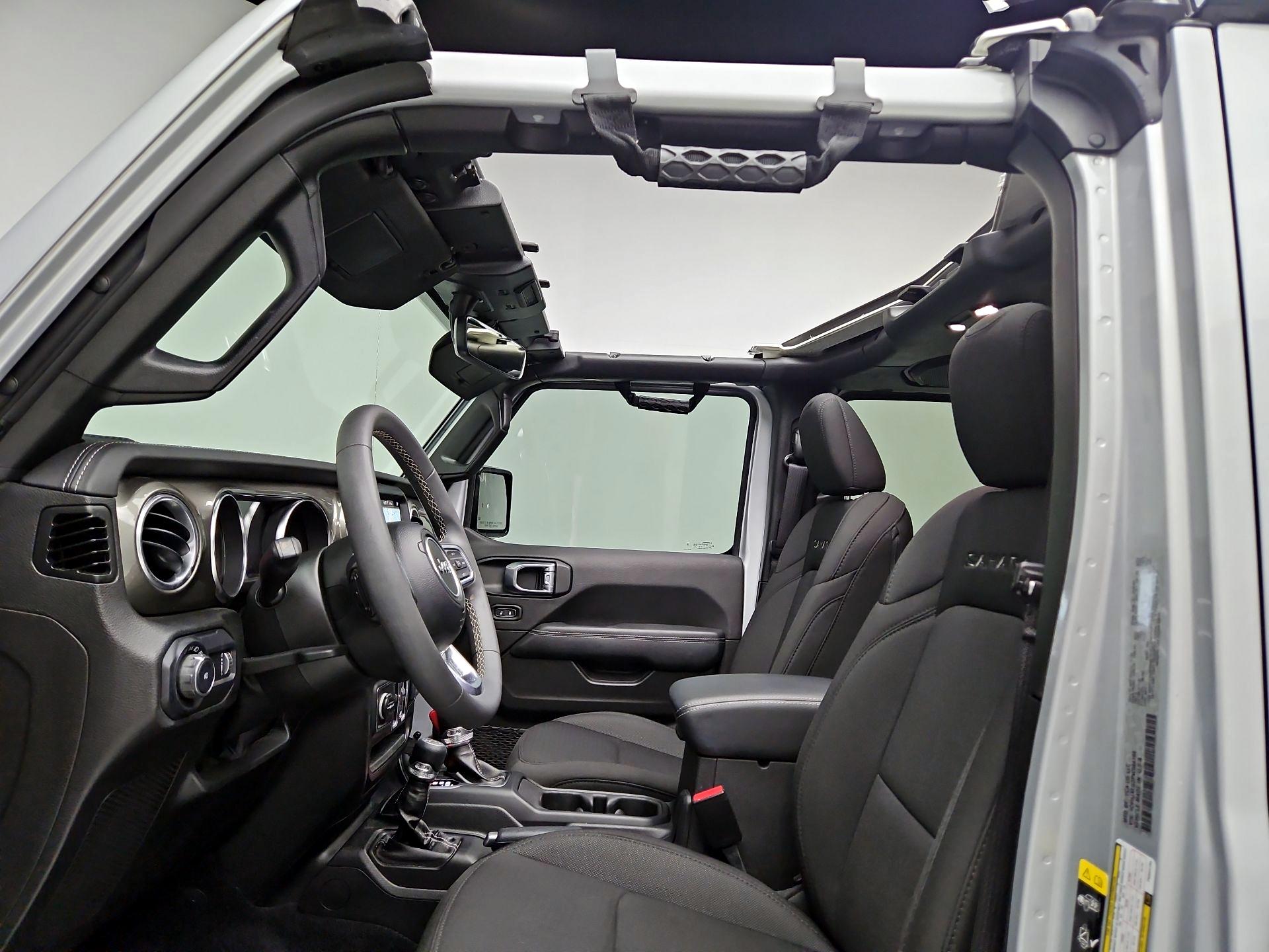 Thumbnail: 2023 Jeep Wrangler - 20