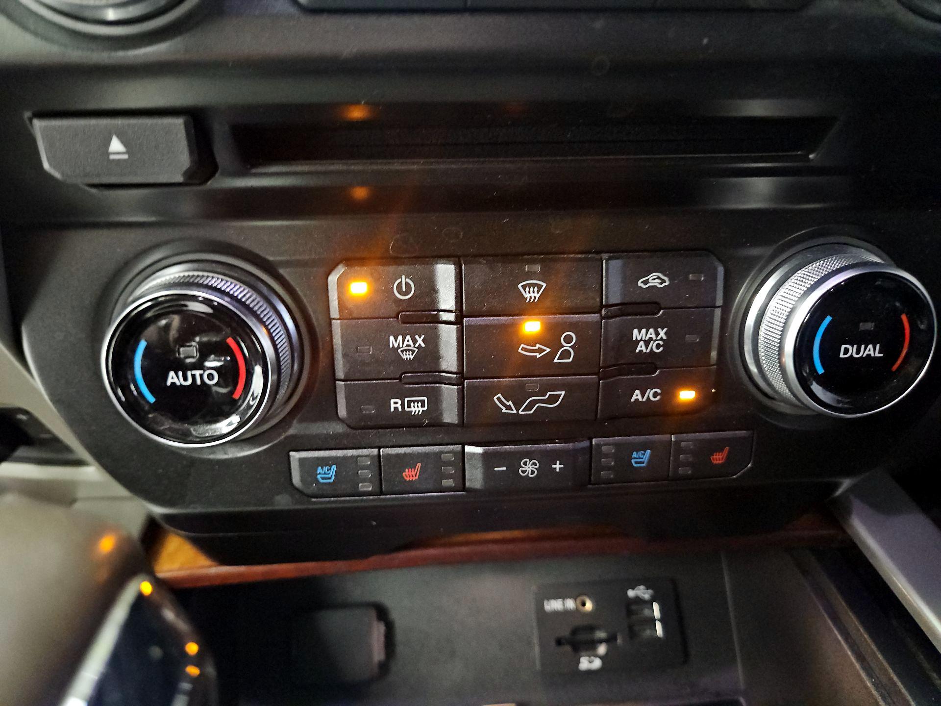 Thumbnail: 2015 Ford F-150 - 16