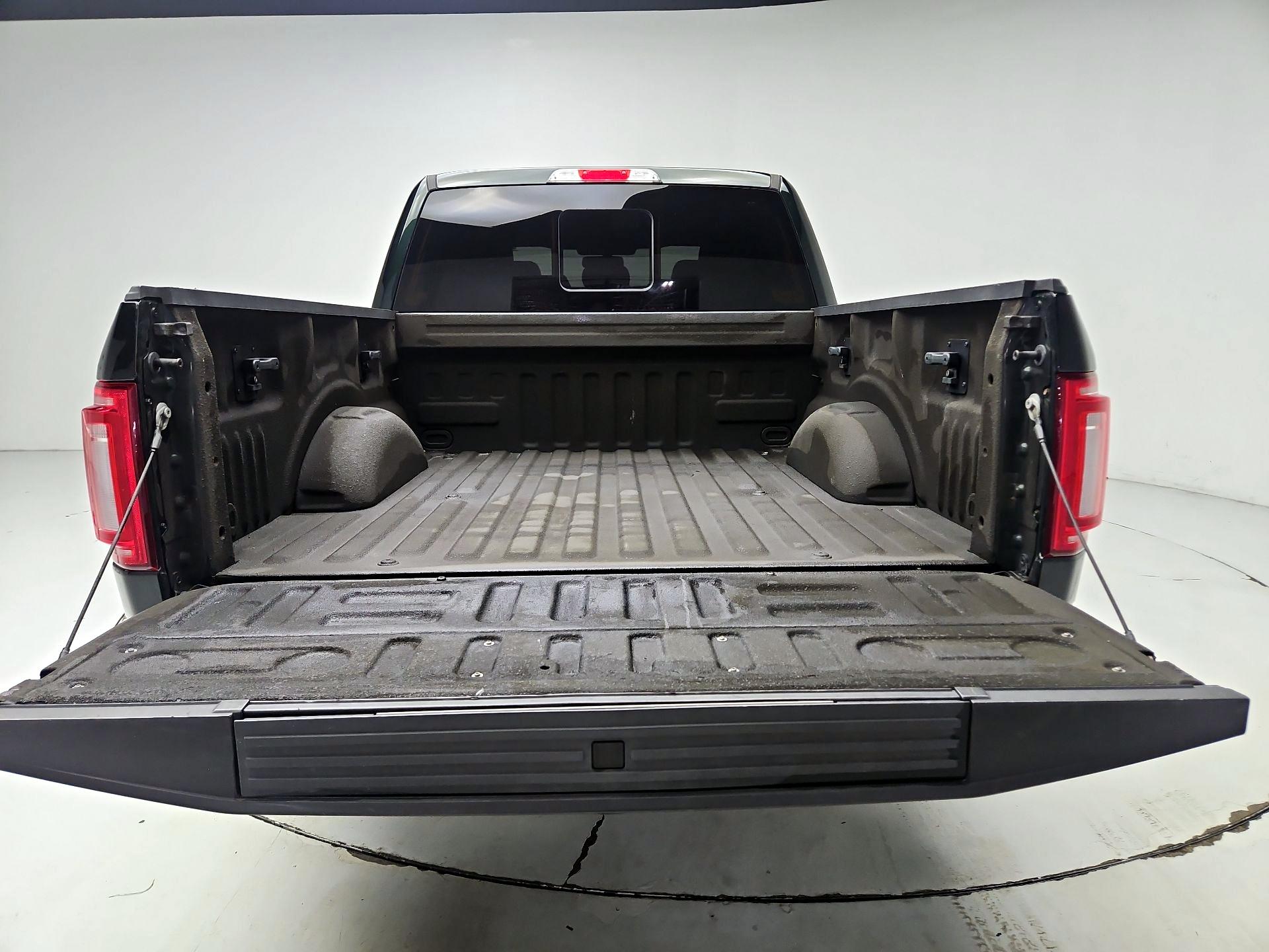 Thumbnail: 2015 Ford F-150 - 20