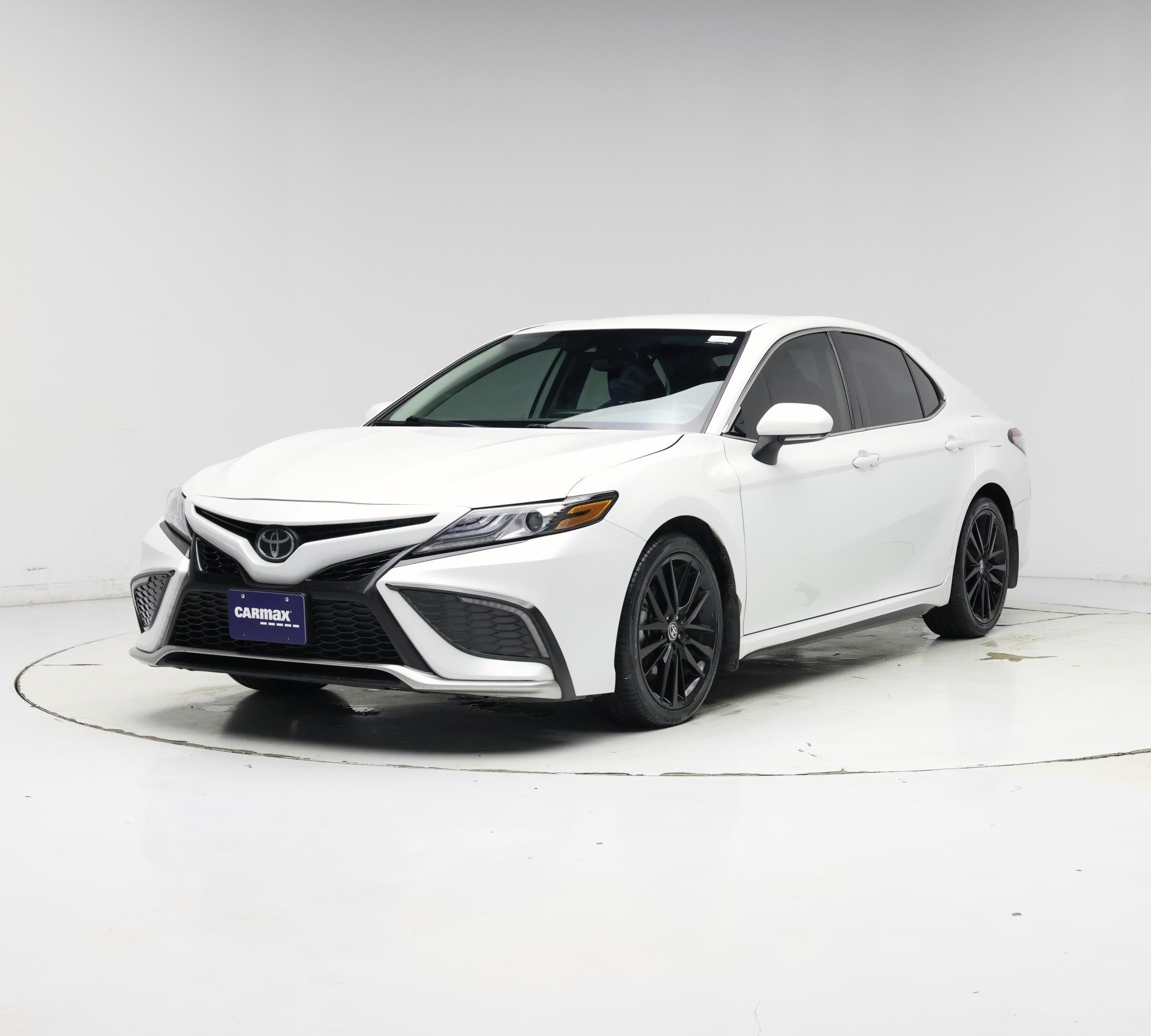 Thumbnail: 2023 Toyota Camry - 4