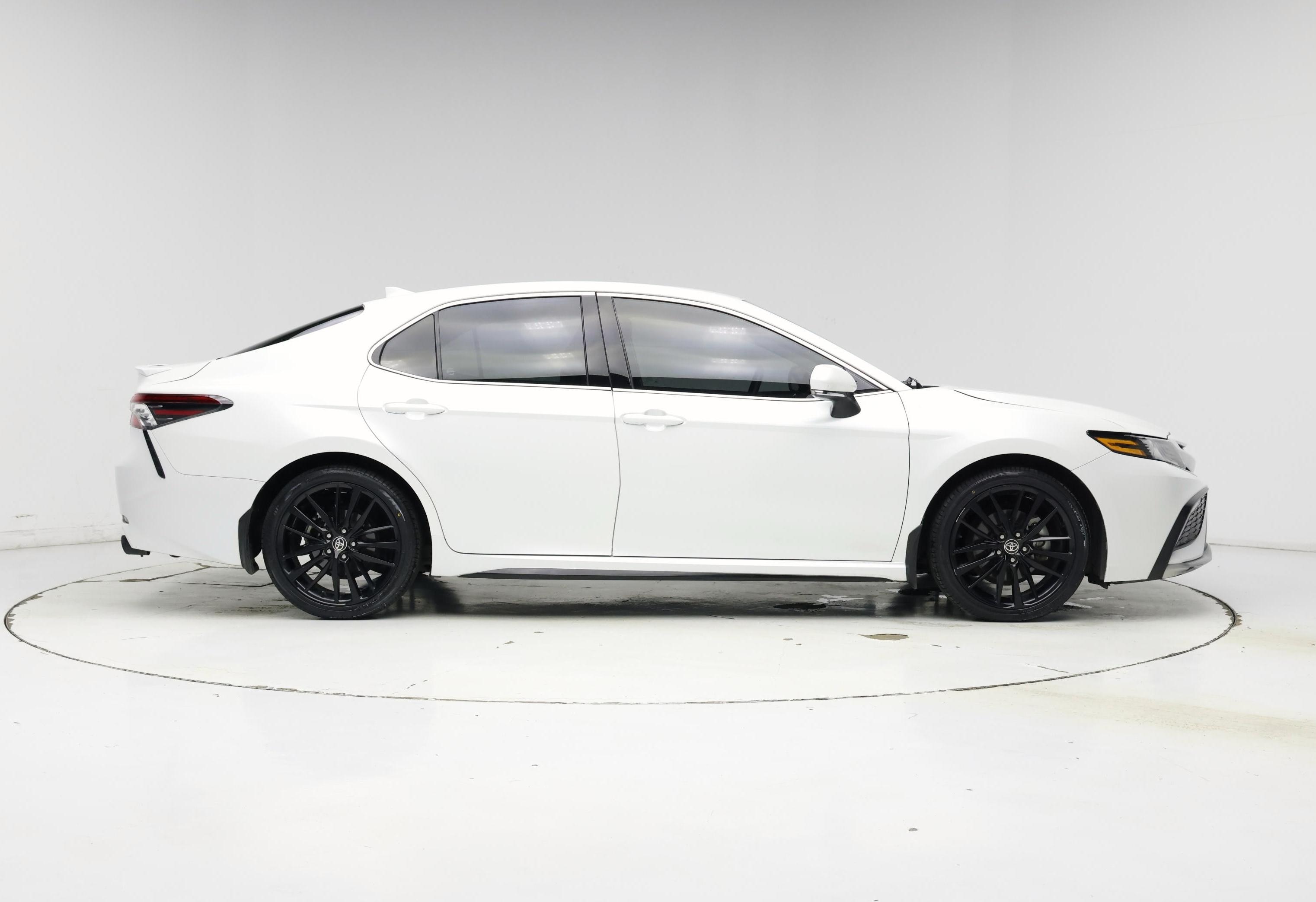 Thumbnail: 2023 Toyota Camry - 7