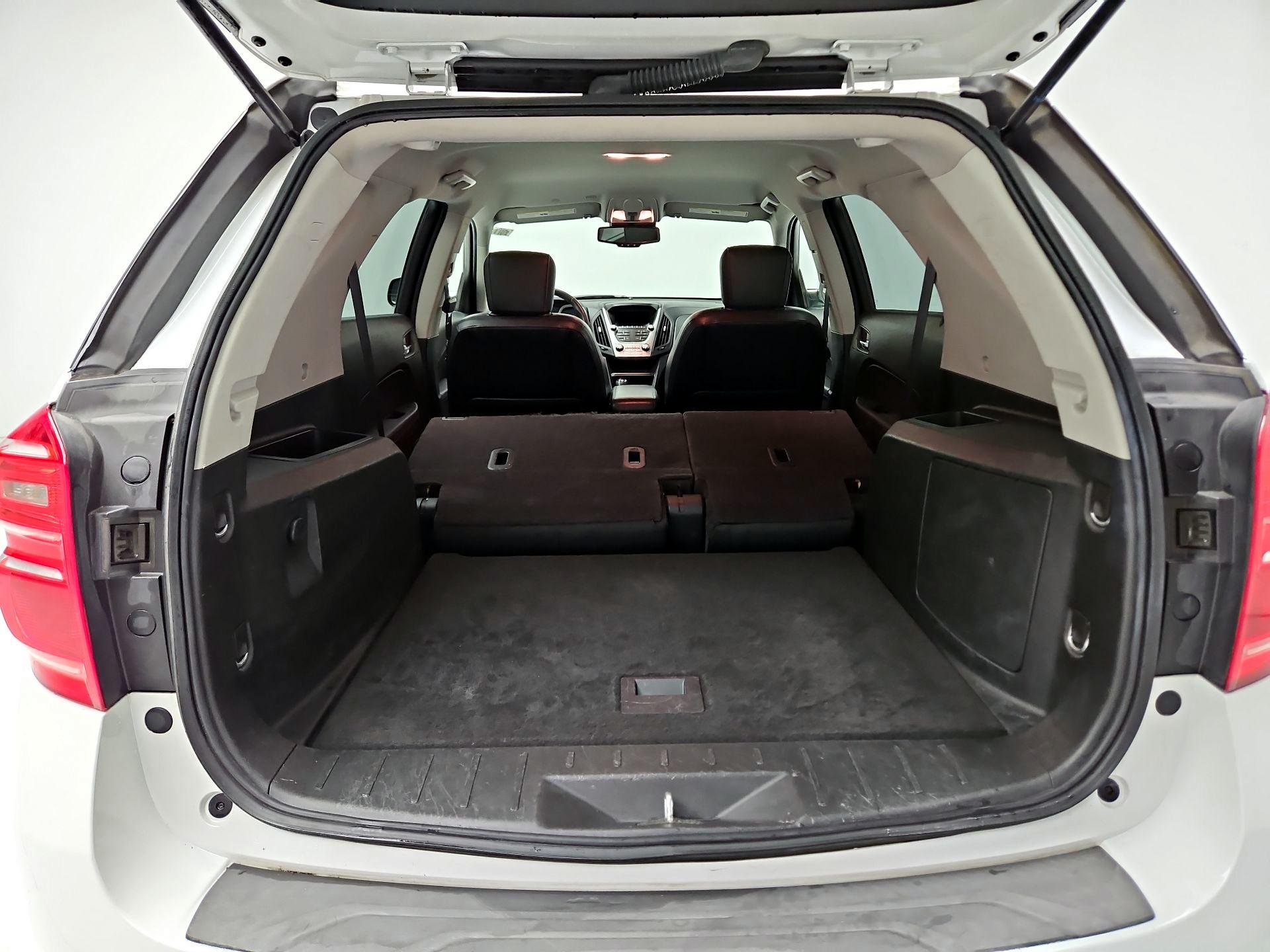 Thumbnail: 2017 Chevrolet Equinox - 20