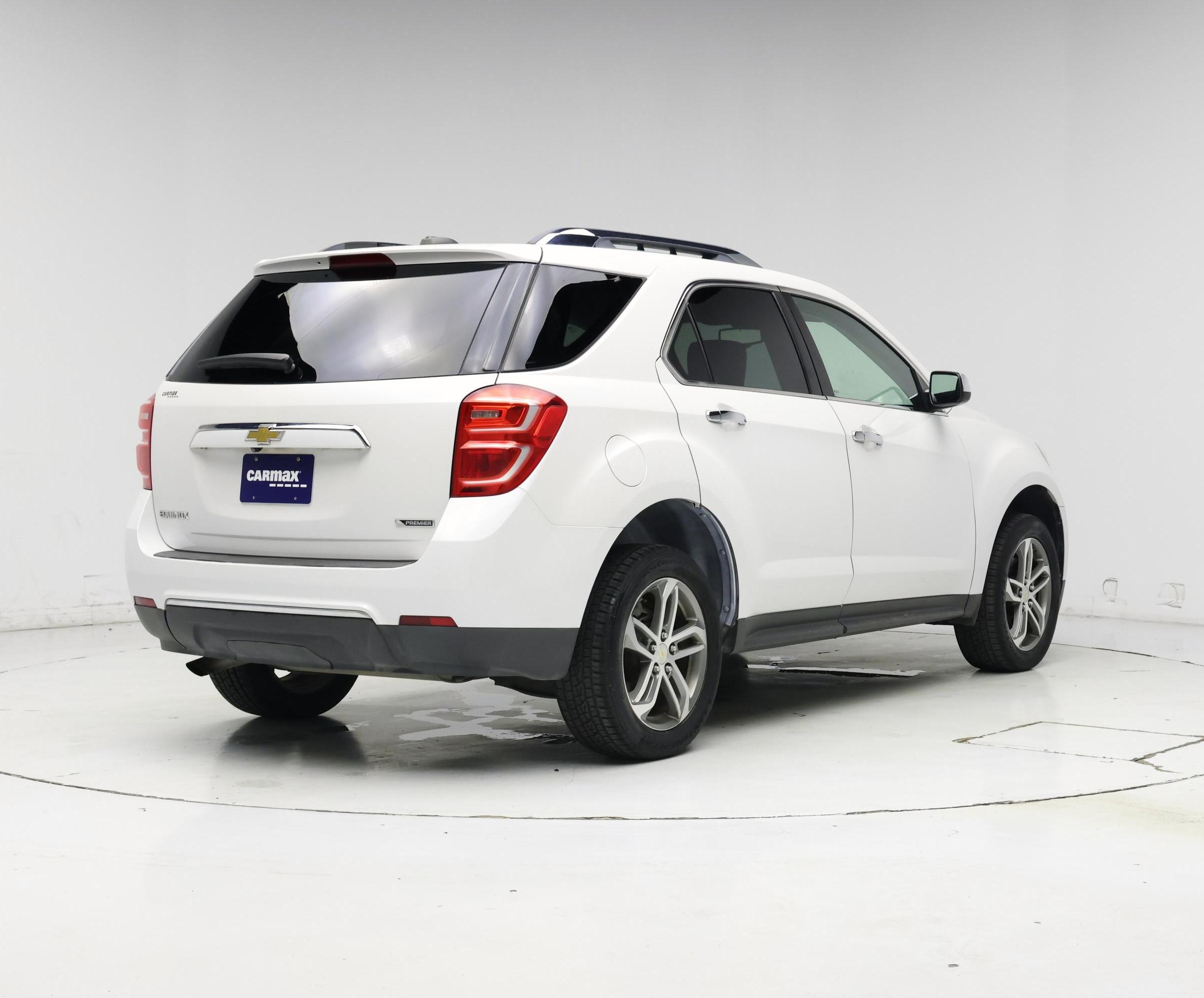 Thumbnail: 2017 Chevrolet Equinox - 8
