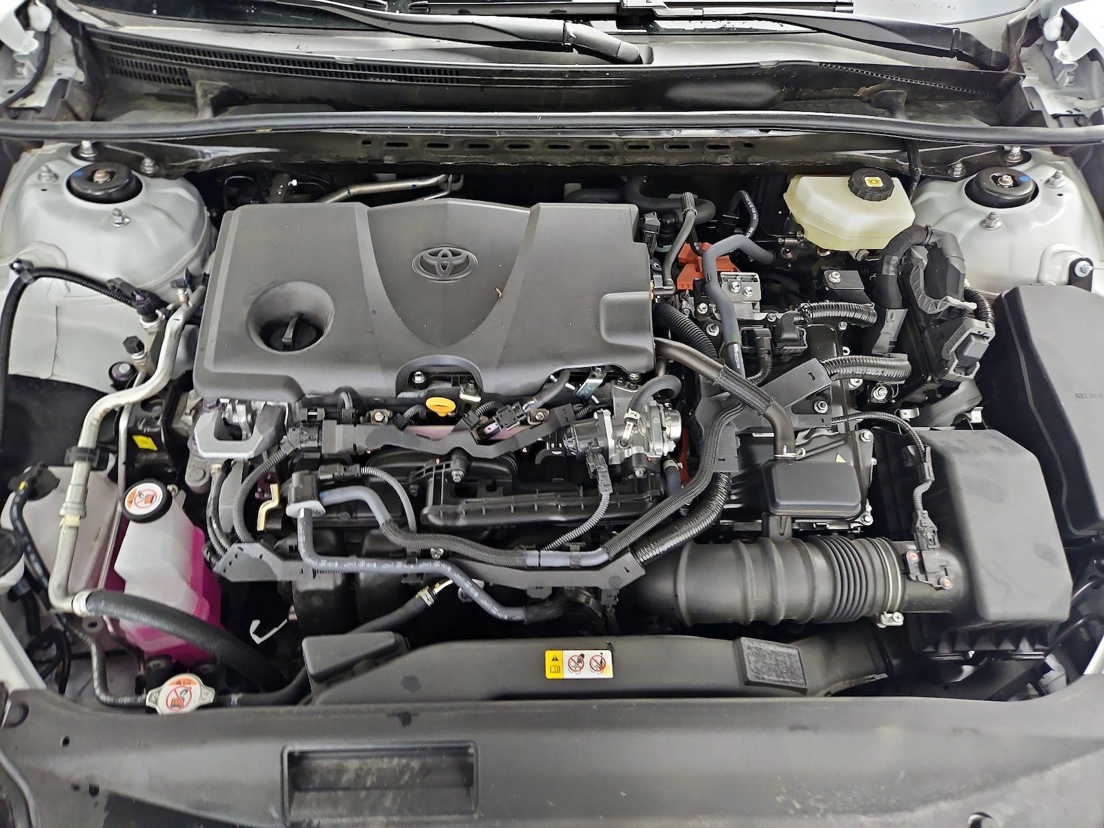 2026 Toyota Camry SE - Photo 22