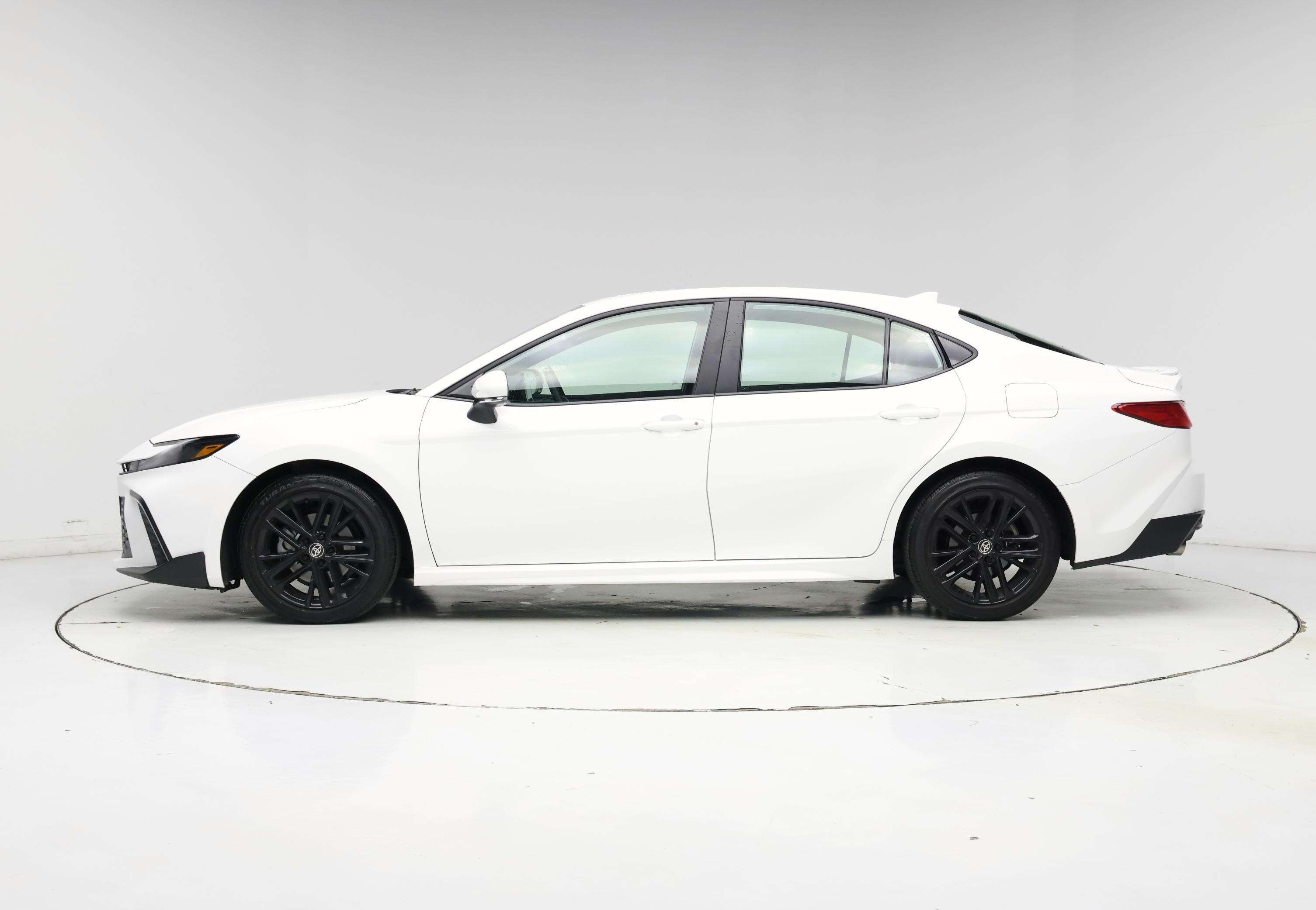Thumbnail: 2026 Toyota Camry - 3