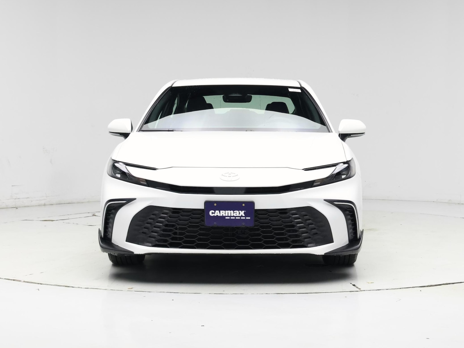 2026 Toyota Camry SE - Photo 6