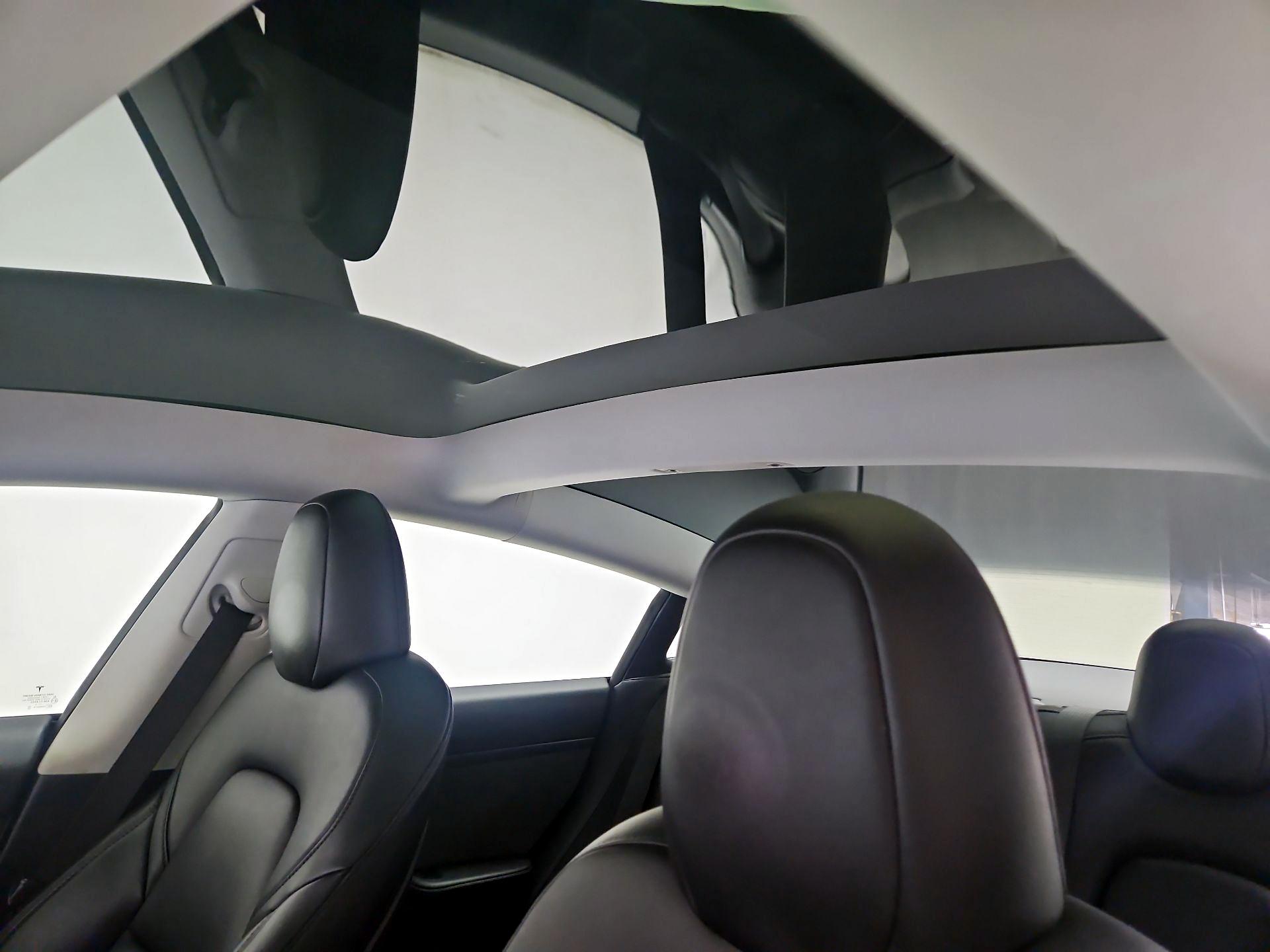 Thumbnail: 2023 Tesla Model 3 - 18