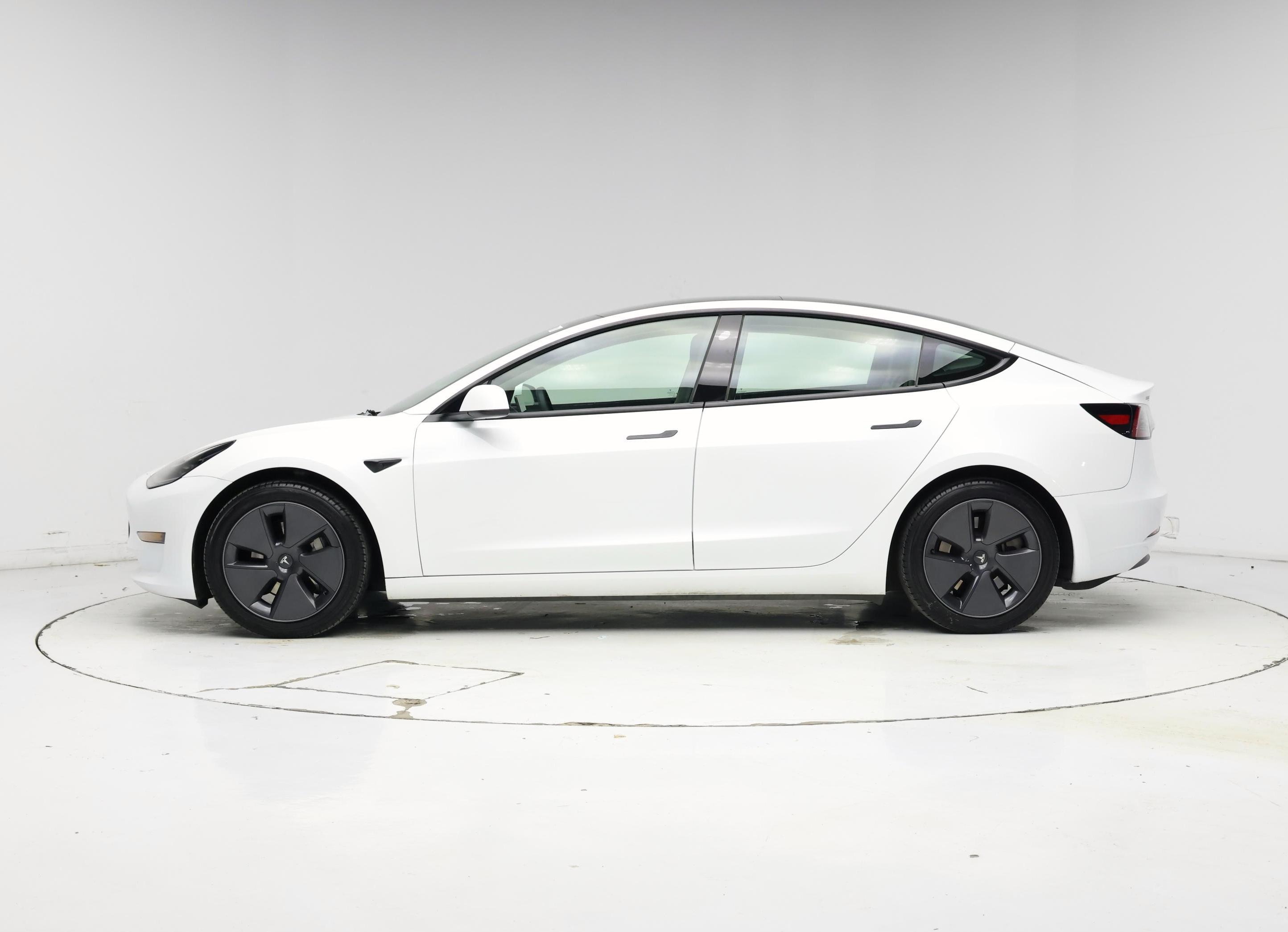 Thumbnail: 2023 Tesla Model 3 - 3