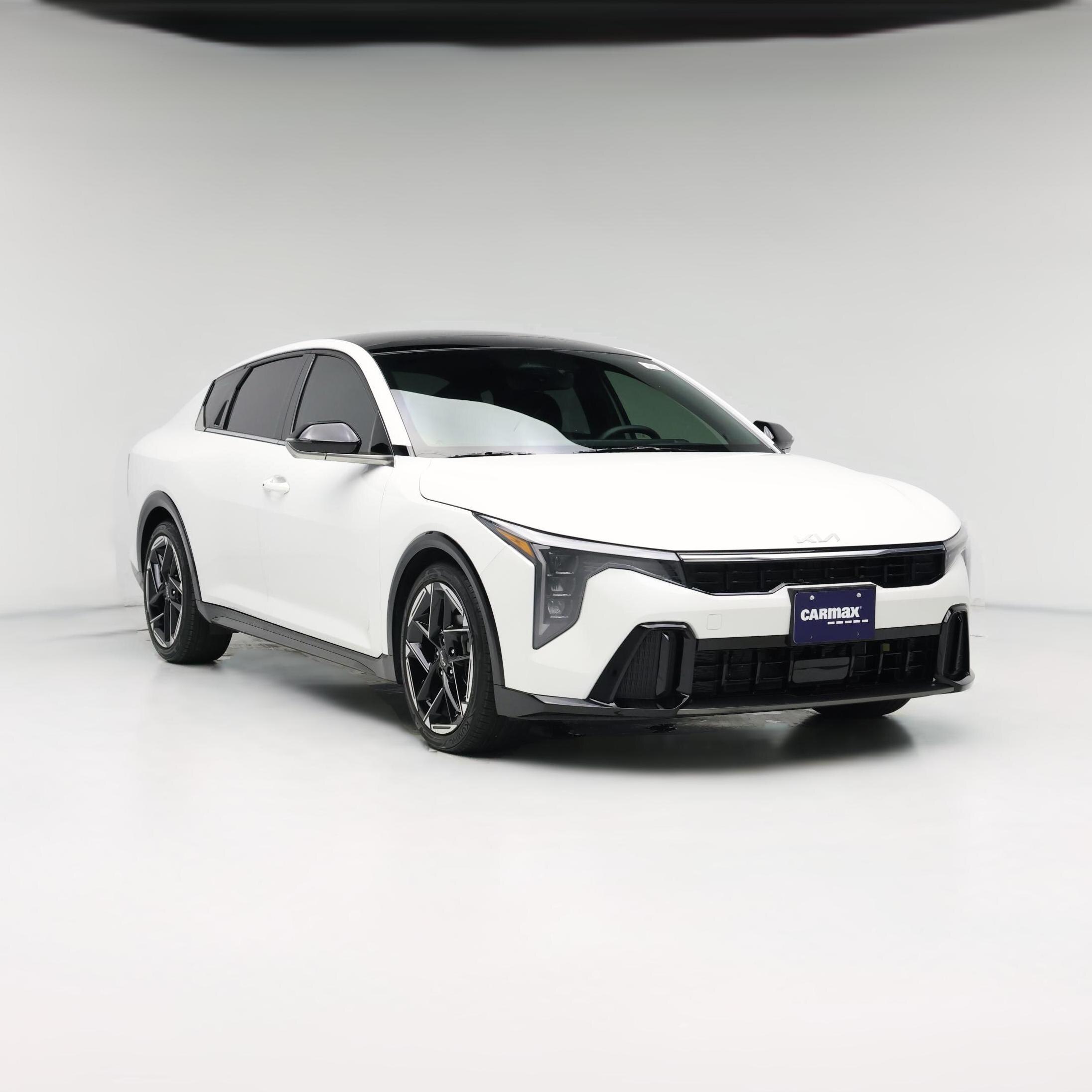 Thumbnail: 2025 Kia K4 - 1