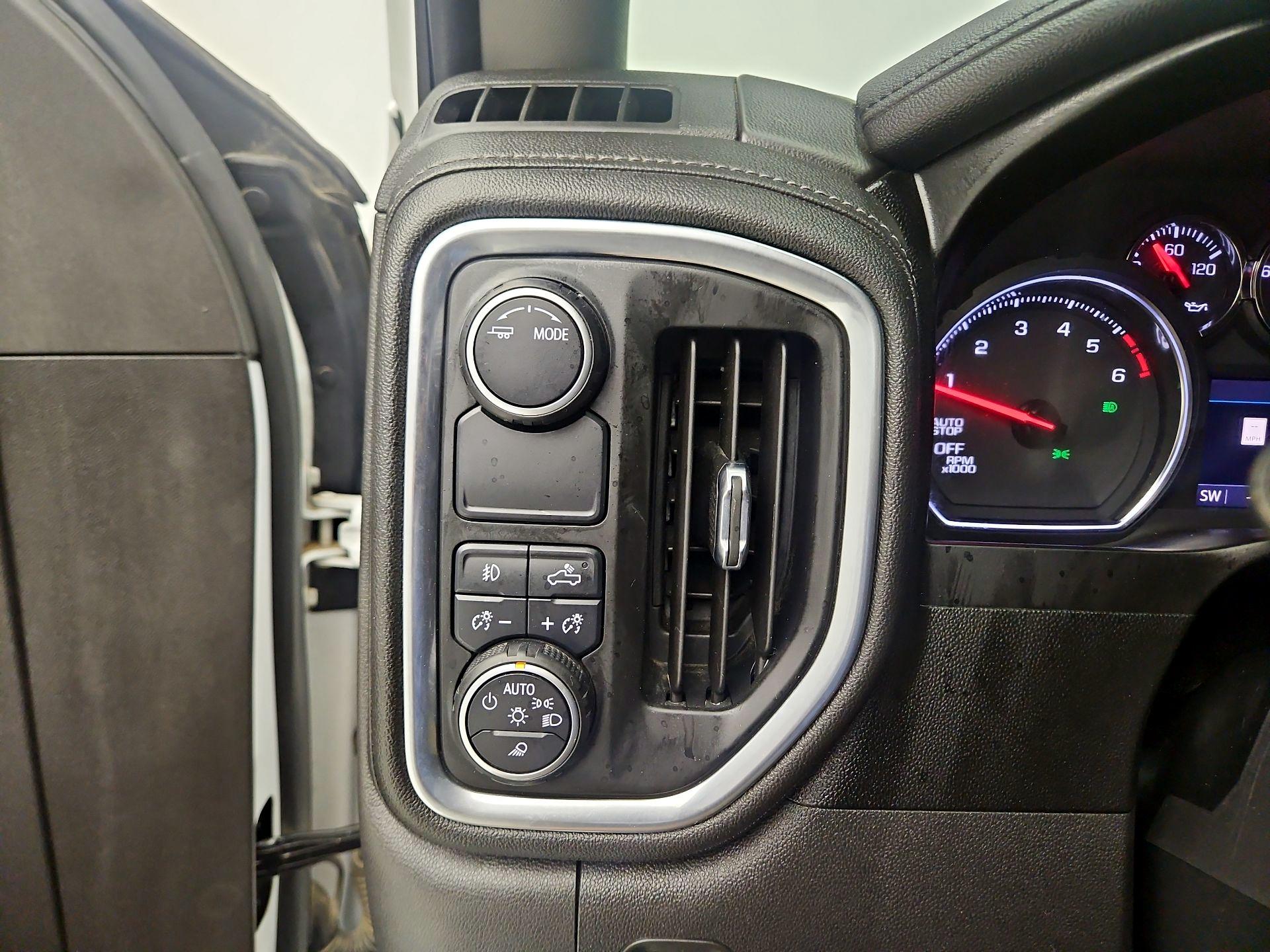Thumbnail: 2021 Chevrolet Silverado 1500 - 13