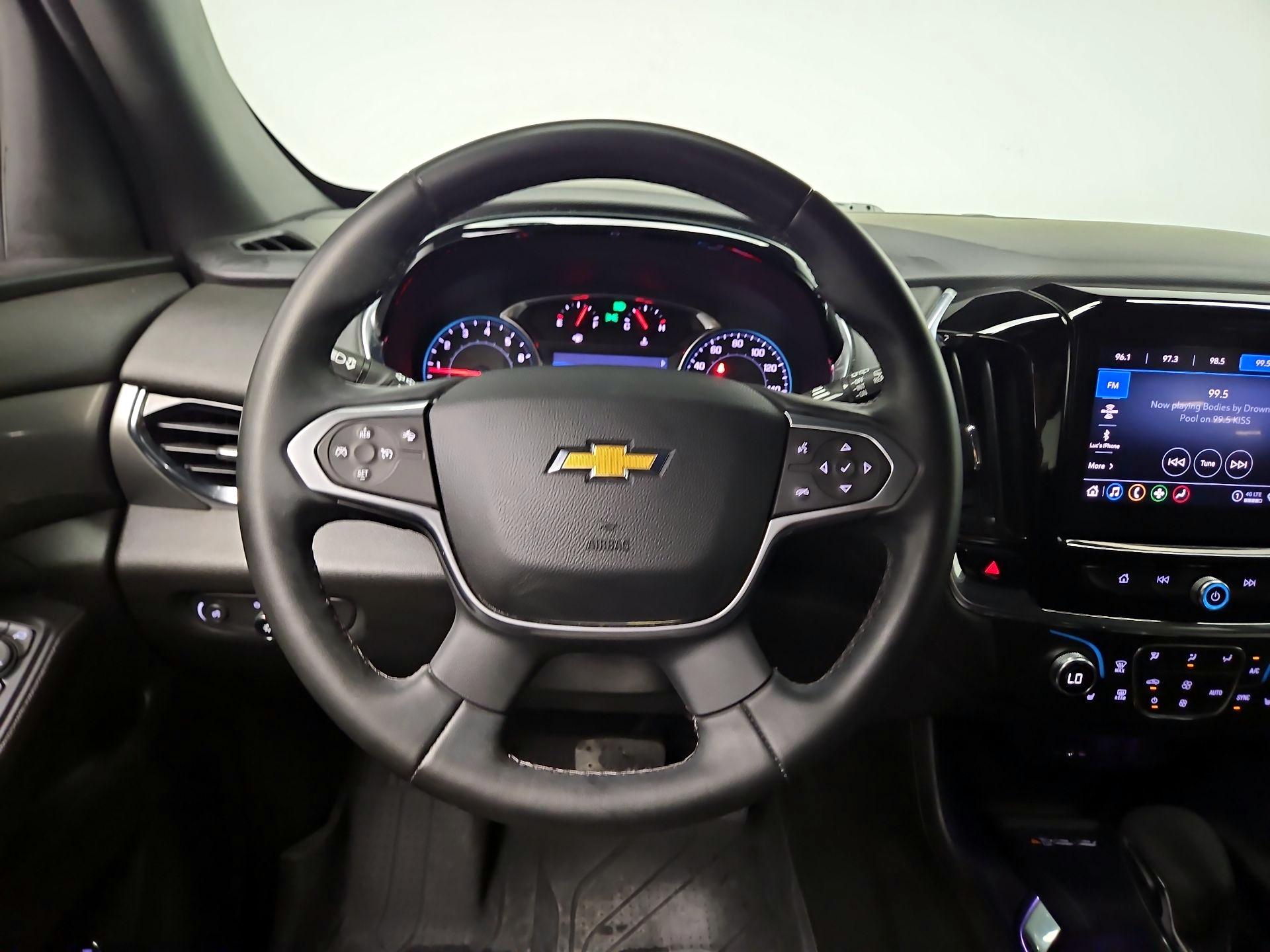 Thumbnail: 2023 Chevrolet Traverse - 10