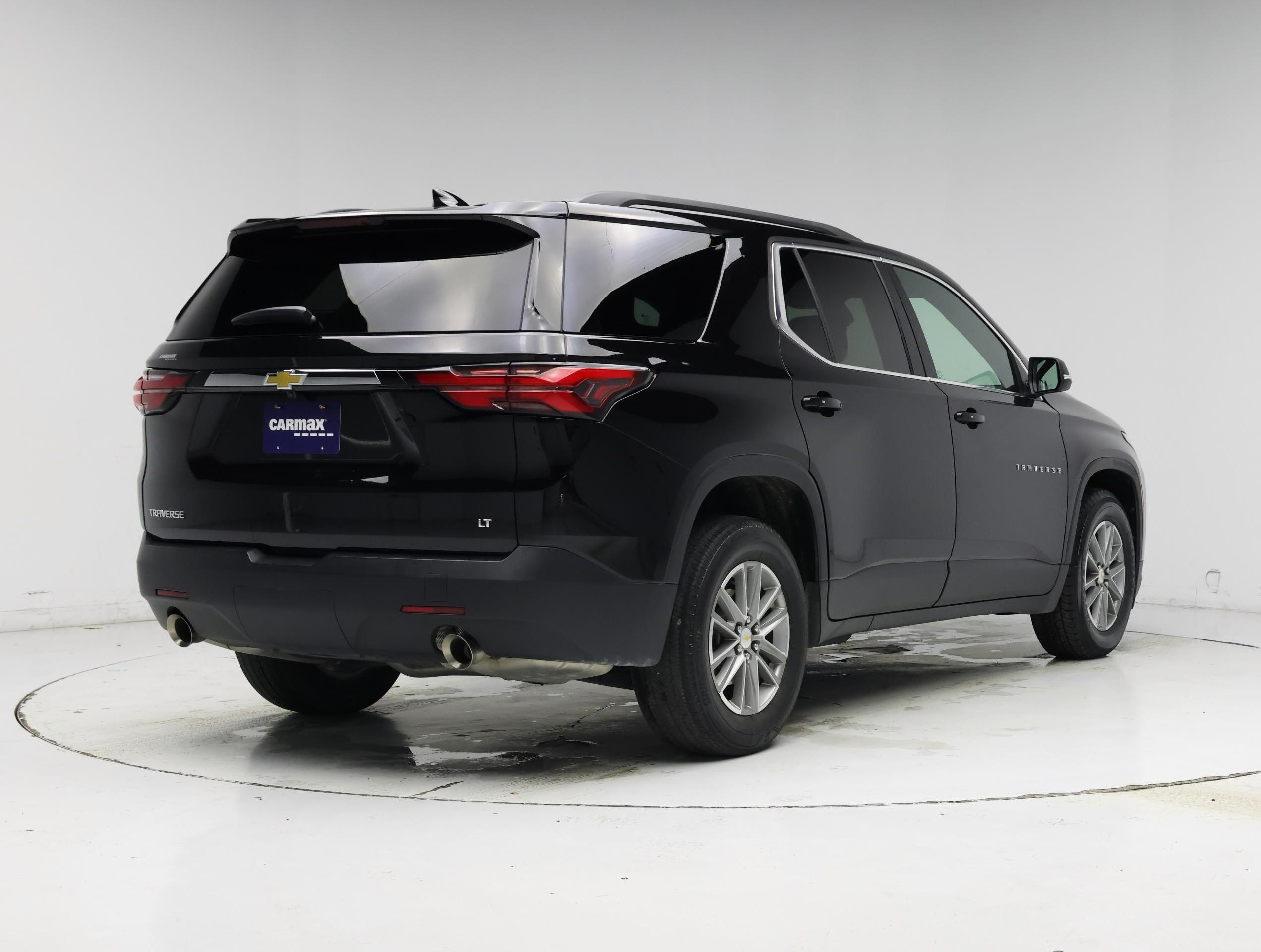 Thumbnail: 2023 Chevrolet Traverse - 8