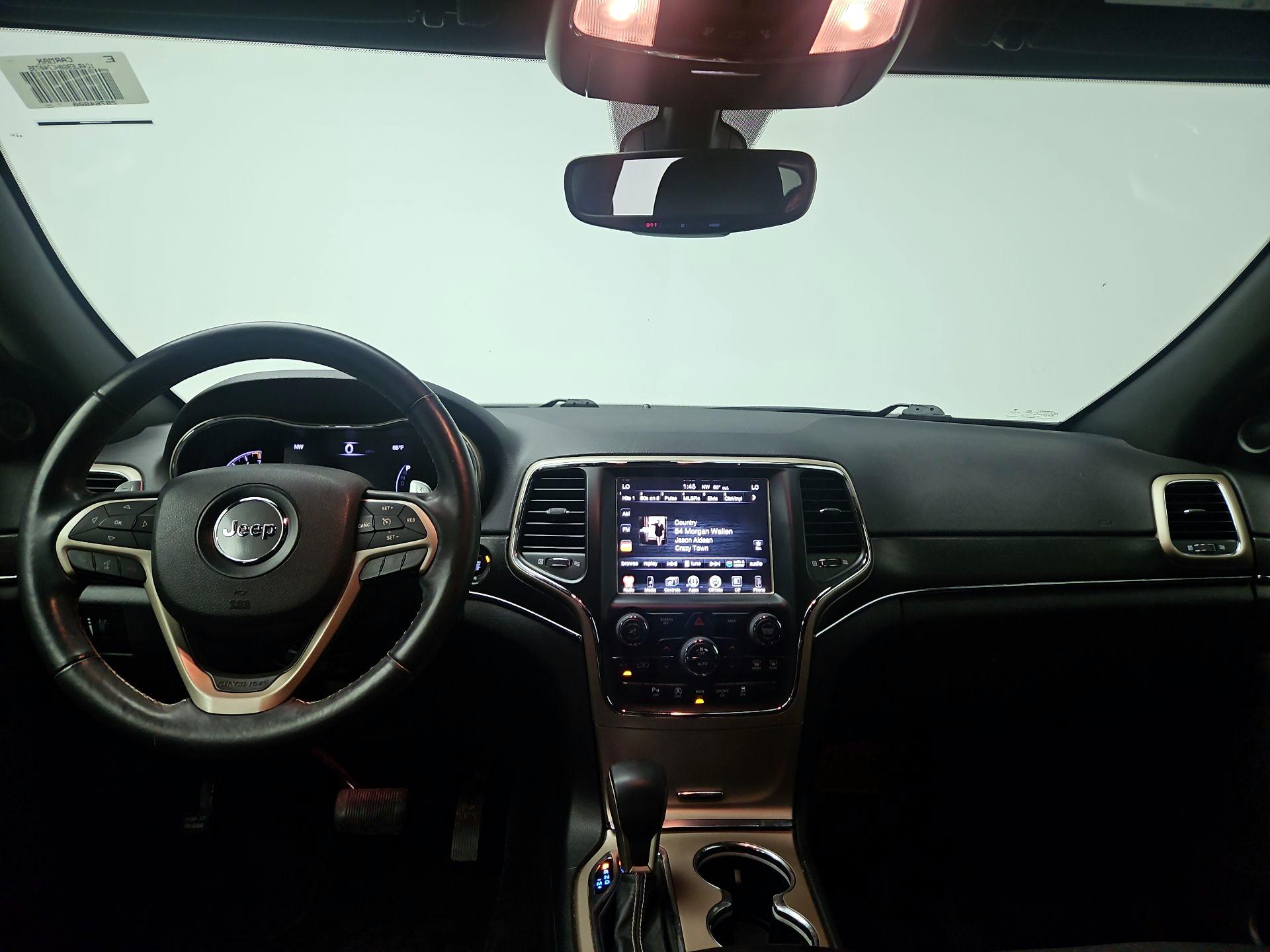 Thumbnail: 2017 Jeep Grand Cherokee - 9