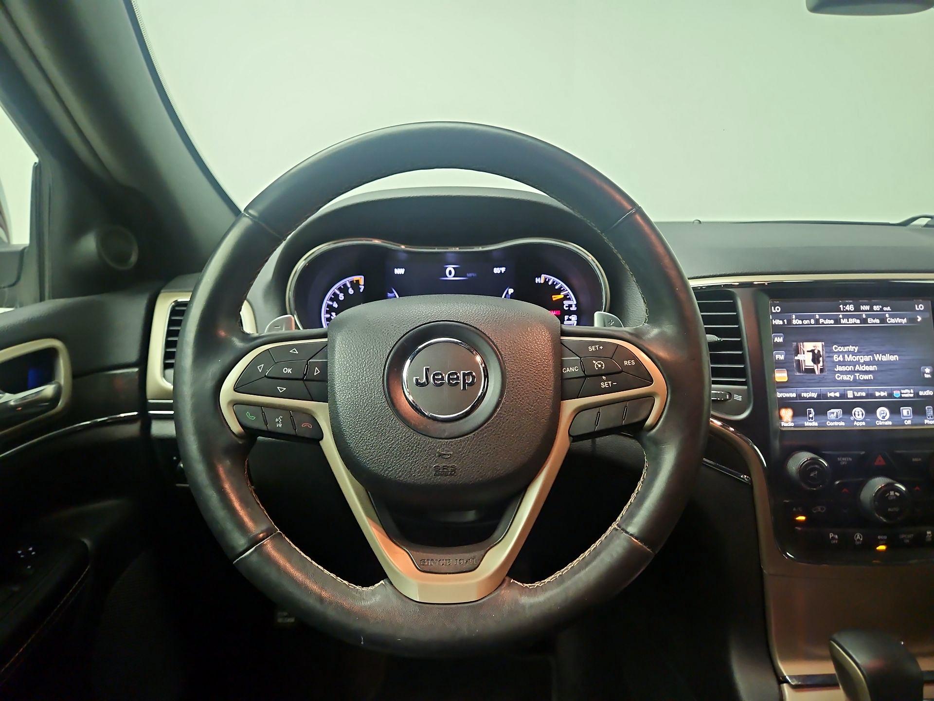 Thumbnail: 2017 Jeep Grand Cherokee - 10