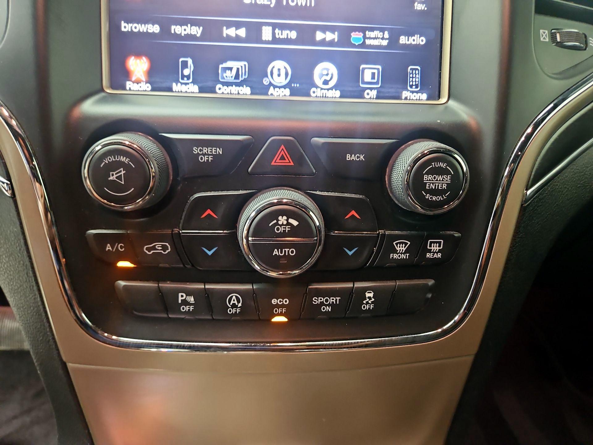Thumbnail: 2017 Jeep Grand Cherokee - 16