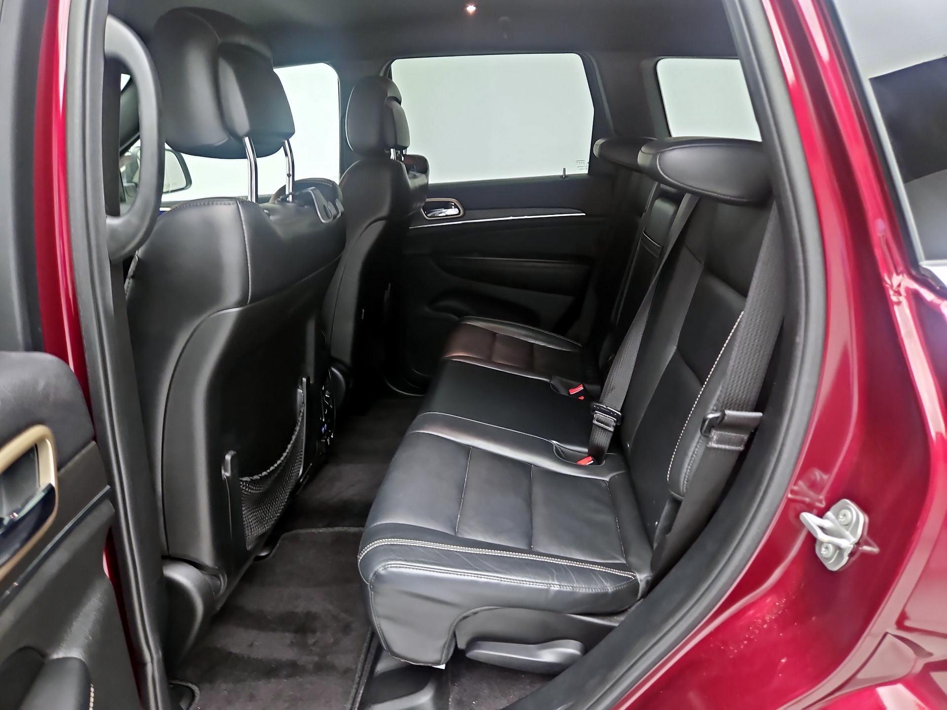 Thumbnail: 2017 Jeep Grand Cherokee - 19