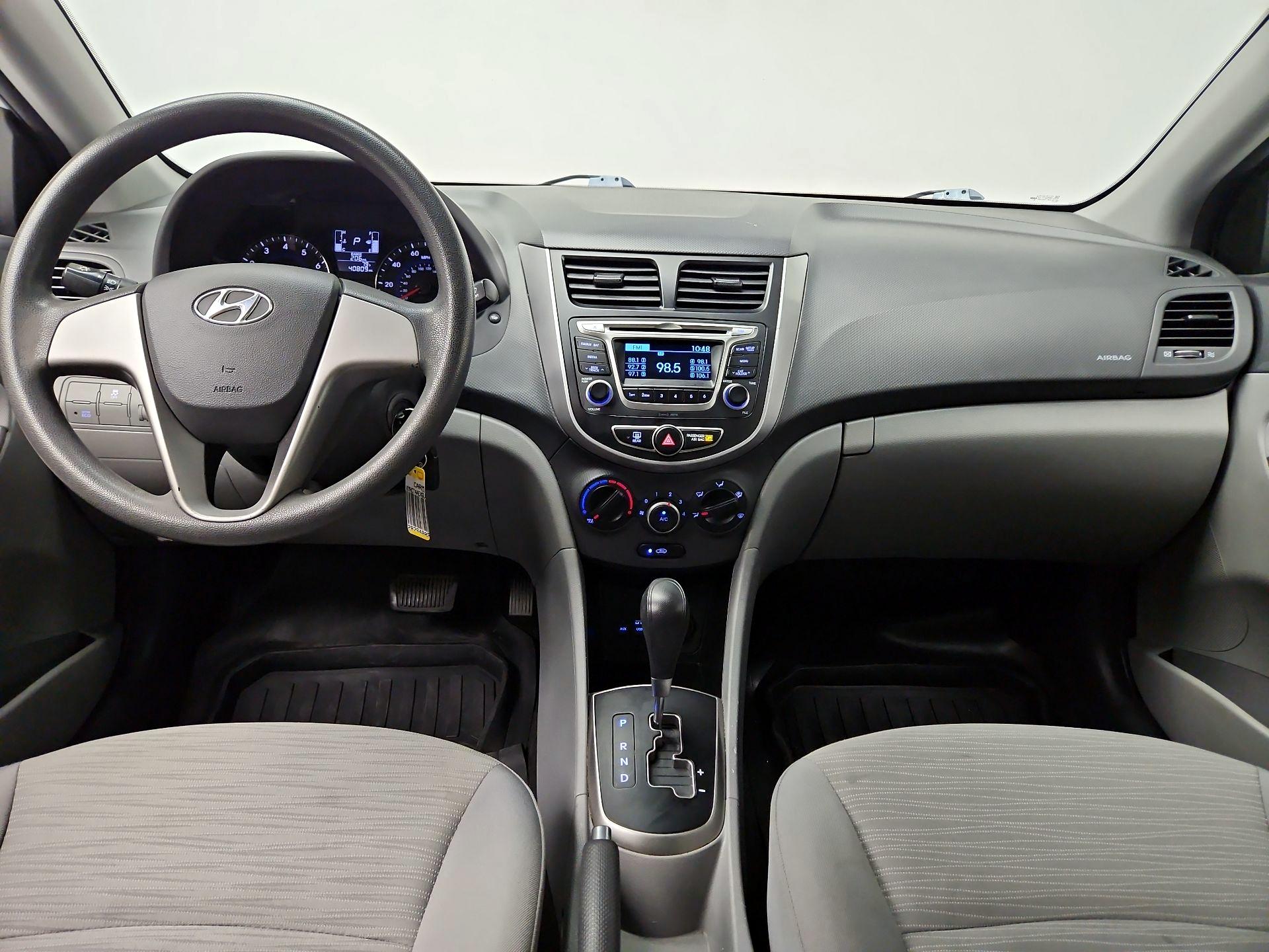Thumbnail: 2016 Hyundai Accent - 9