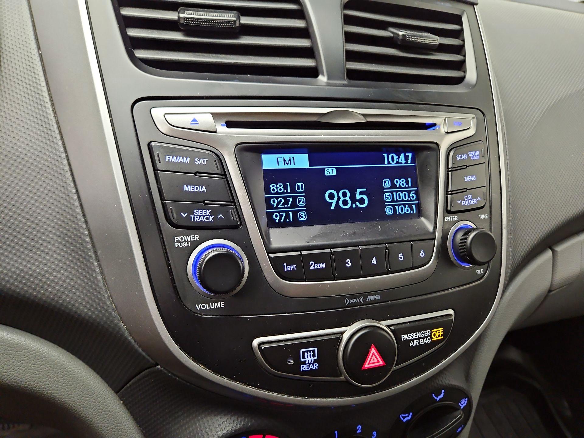 Thumbnail: 2016 Hyundai Accent - 14