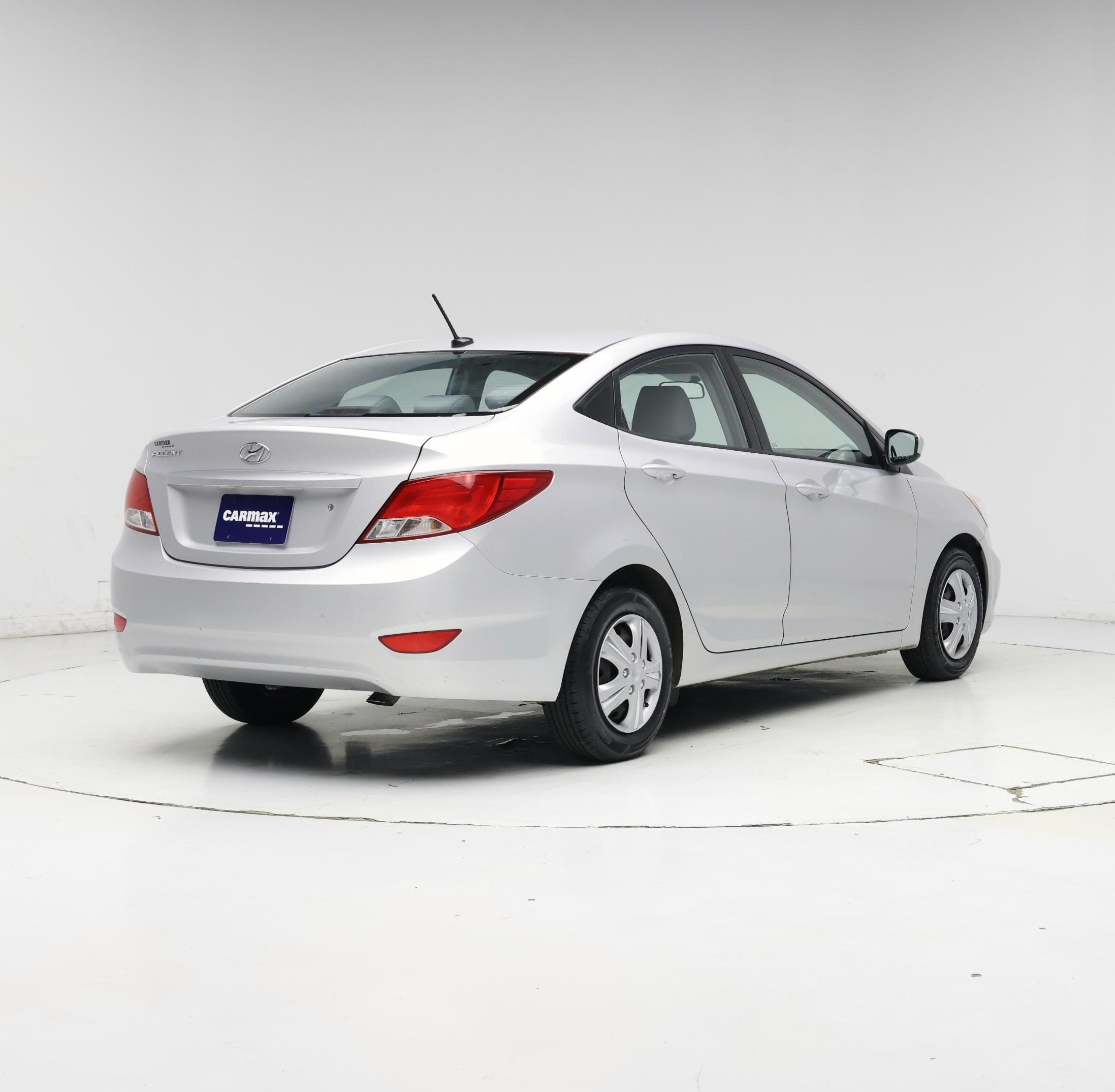 Thumbnail: 2016 Hyundai Accent - 8