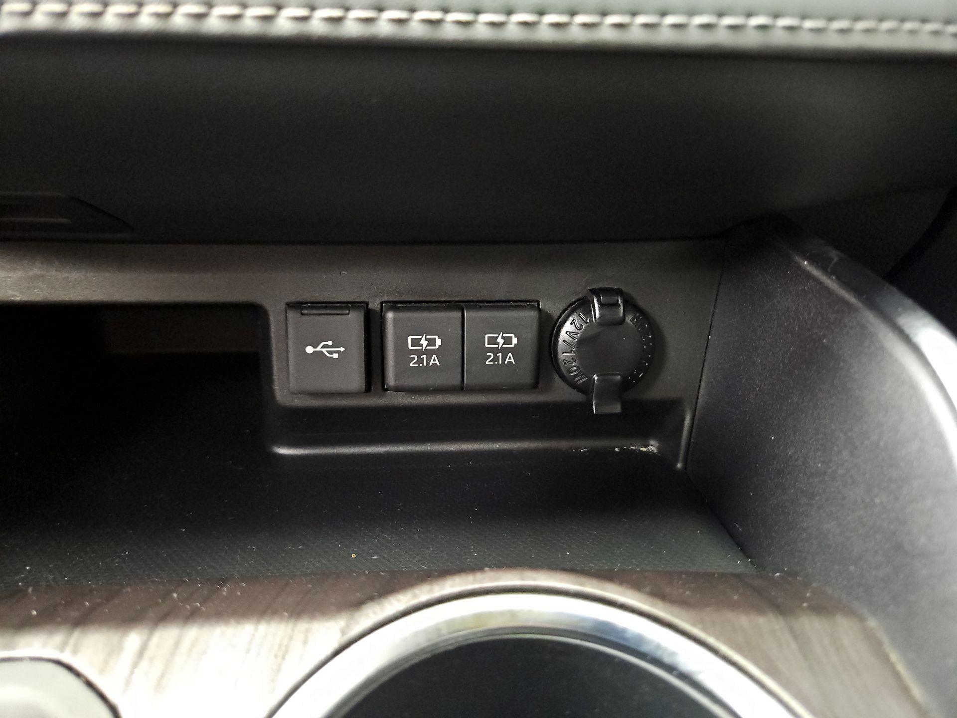 Thumbnail: 2021 Toyota Highlander - 19