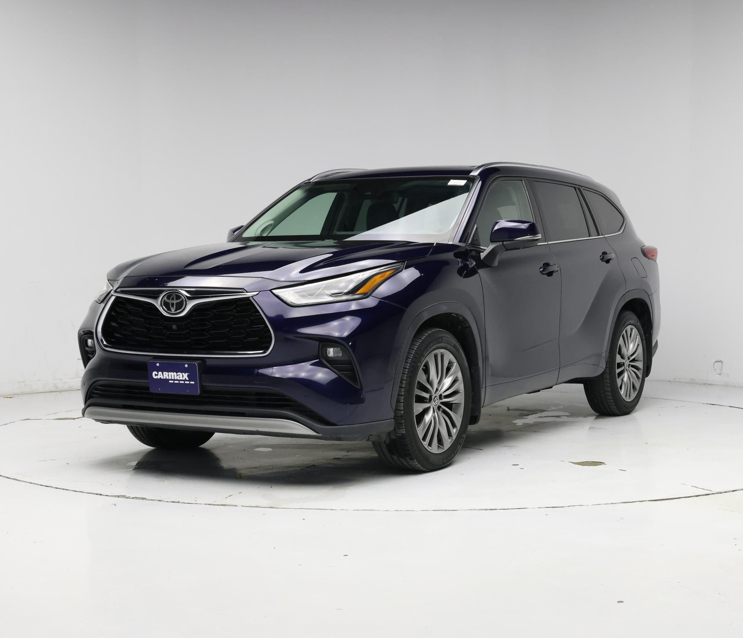 Thumbnail: 2021 Toyota Highlander - 4