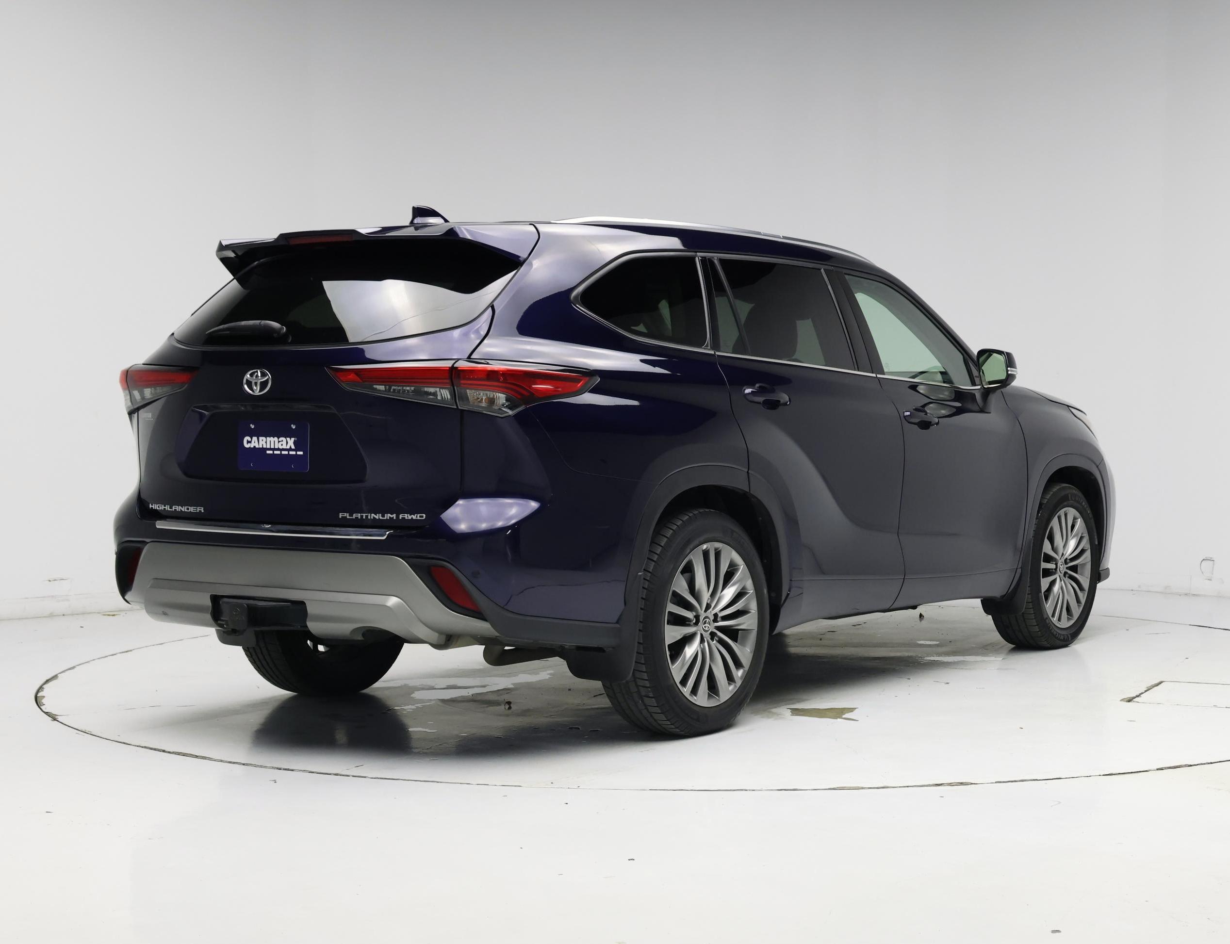 Thumbnail: 2021 Toyota Highlander - 8