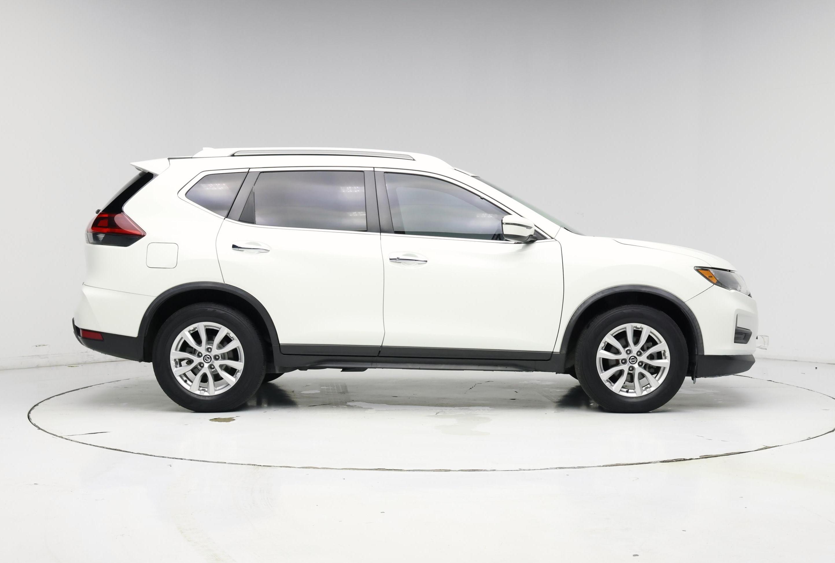 Thumbnail: 2020 Nissan Rogue - 7