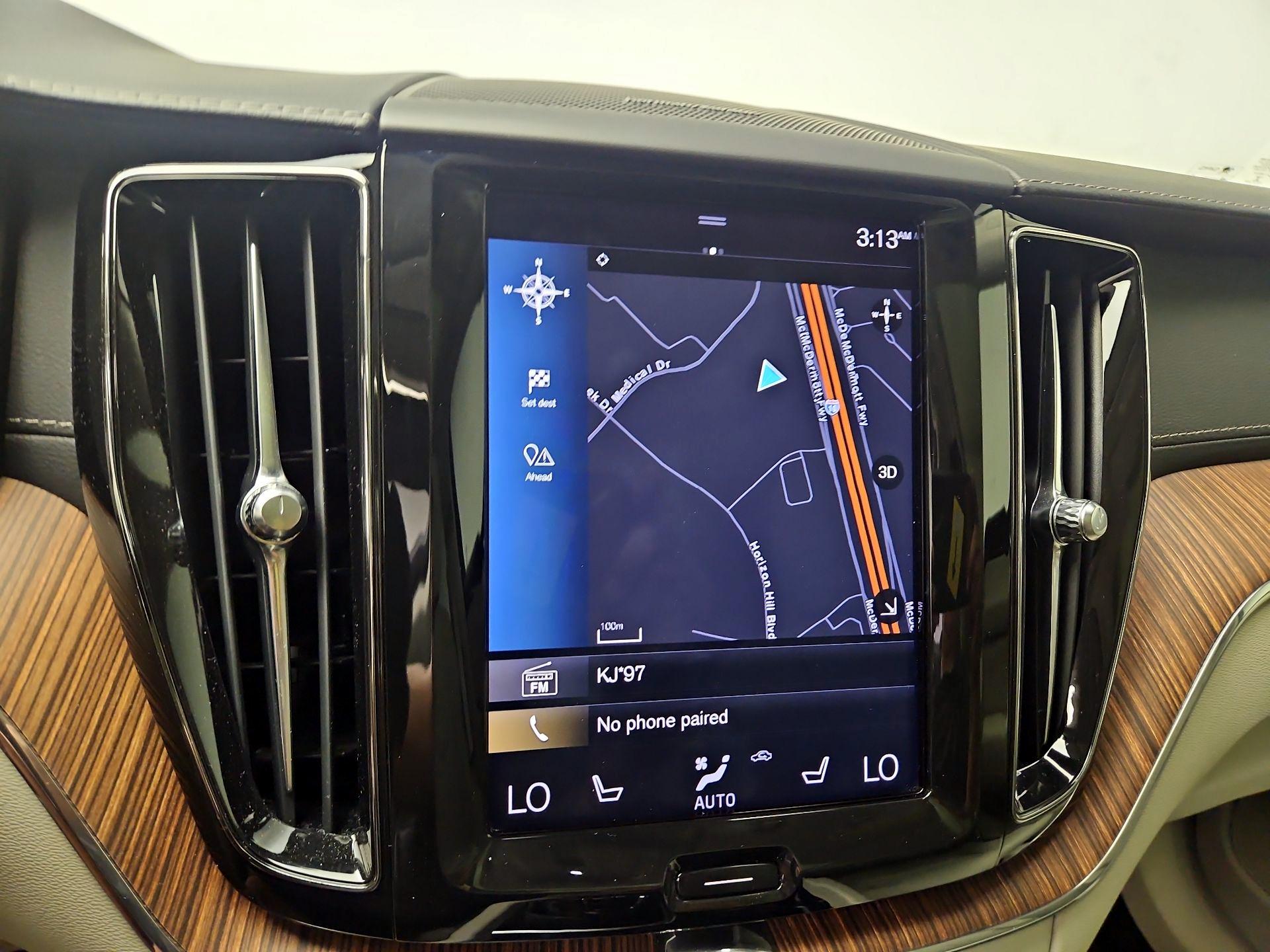 Thumbnail: 2020 Volvo XC60 - 14
