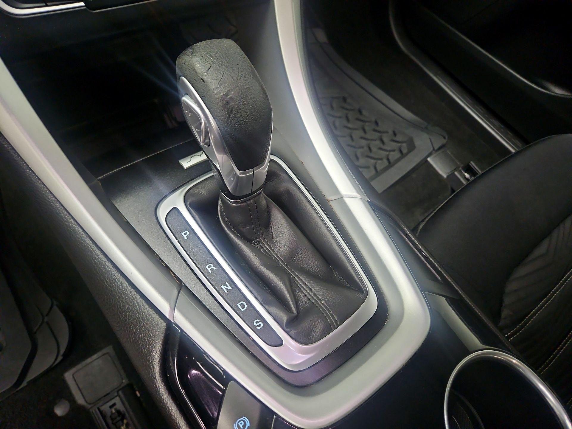 Thumbnail: 2016 Ford Fusion - 17